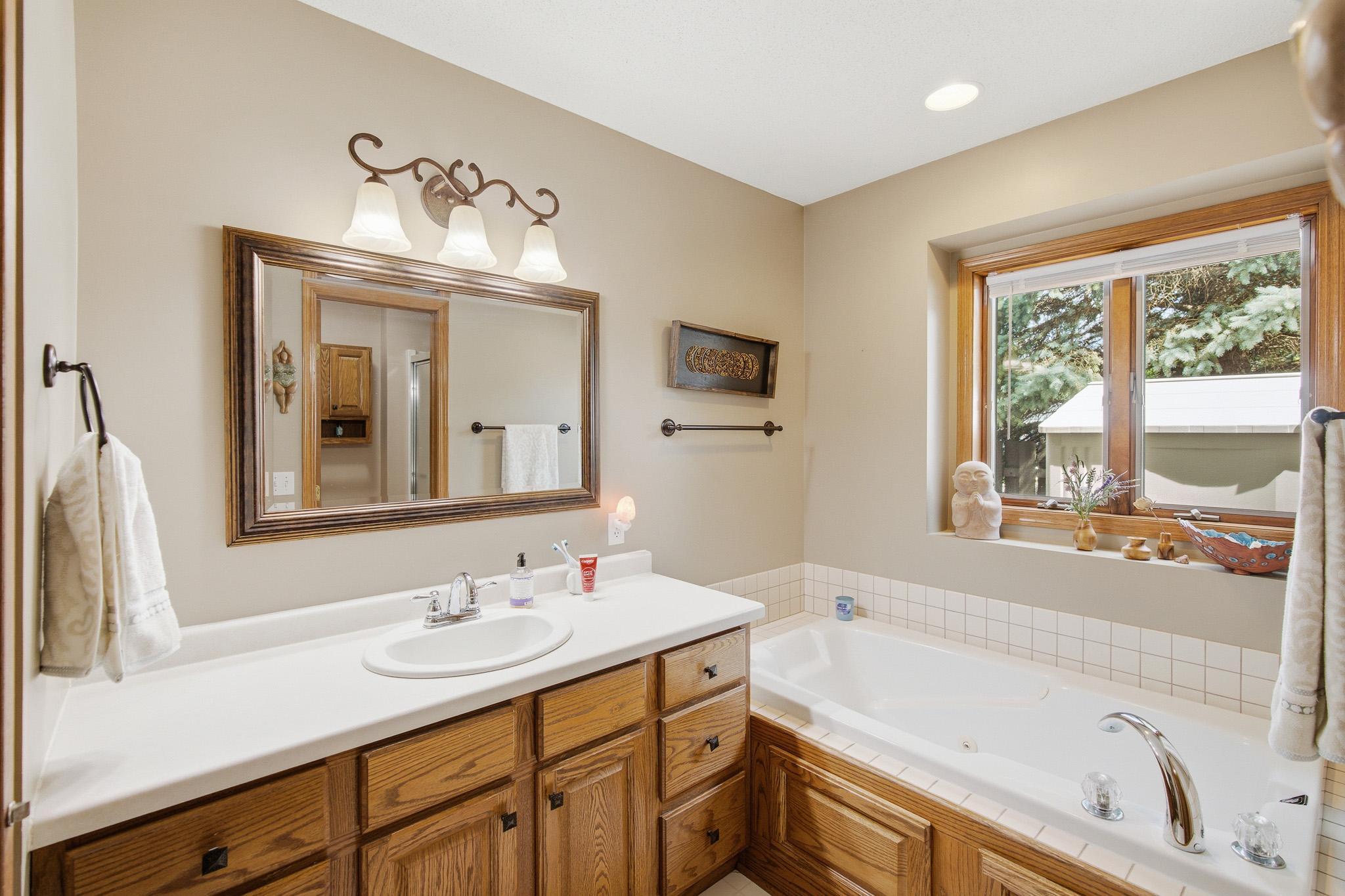 1576 La Mar Drive Property Photo 16