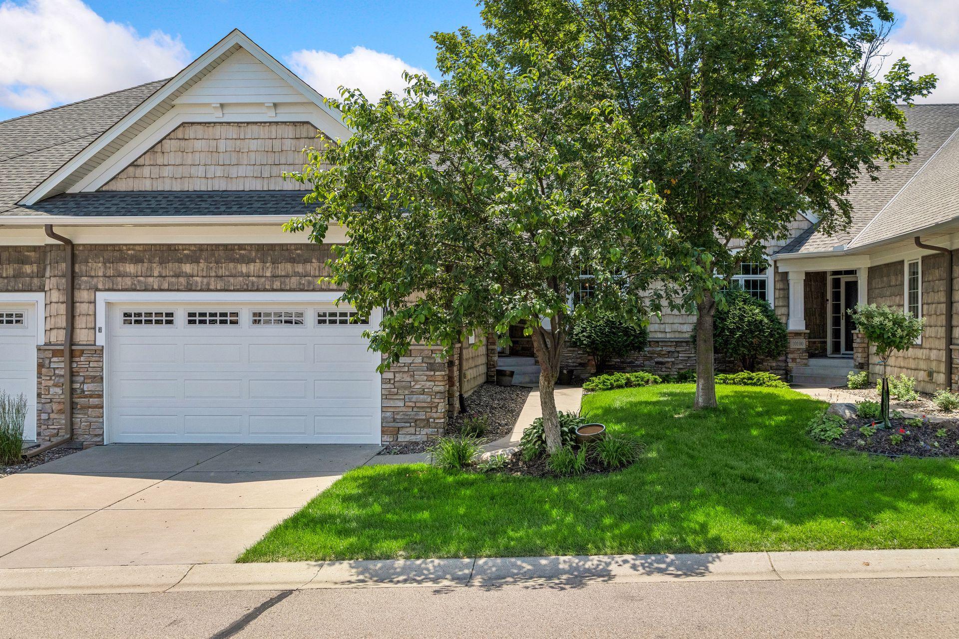 10102 Indigo Drive Property Photo 6