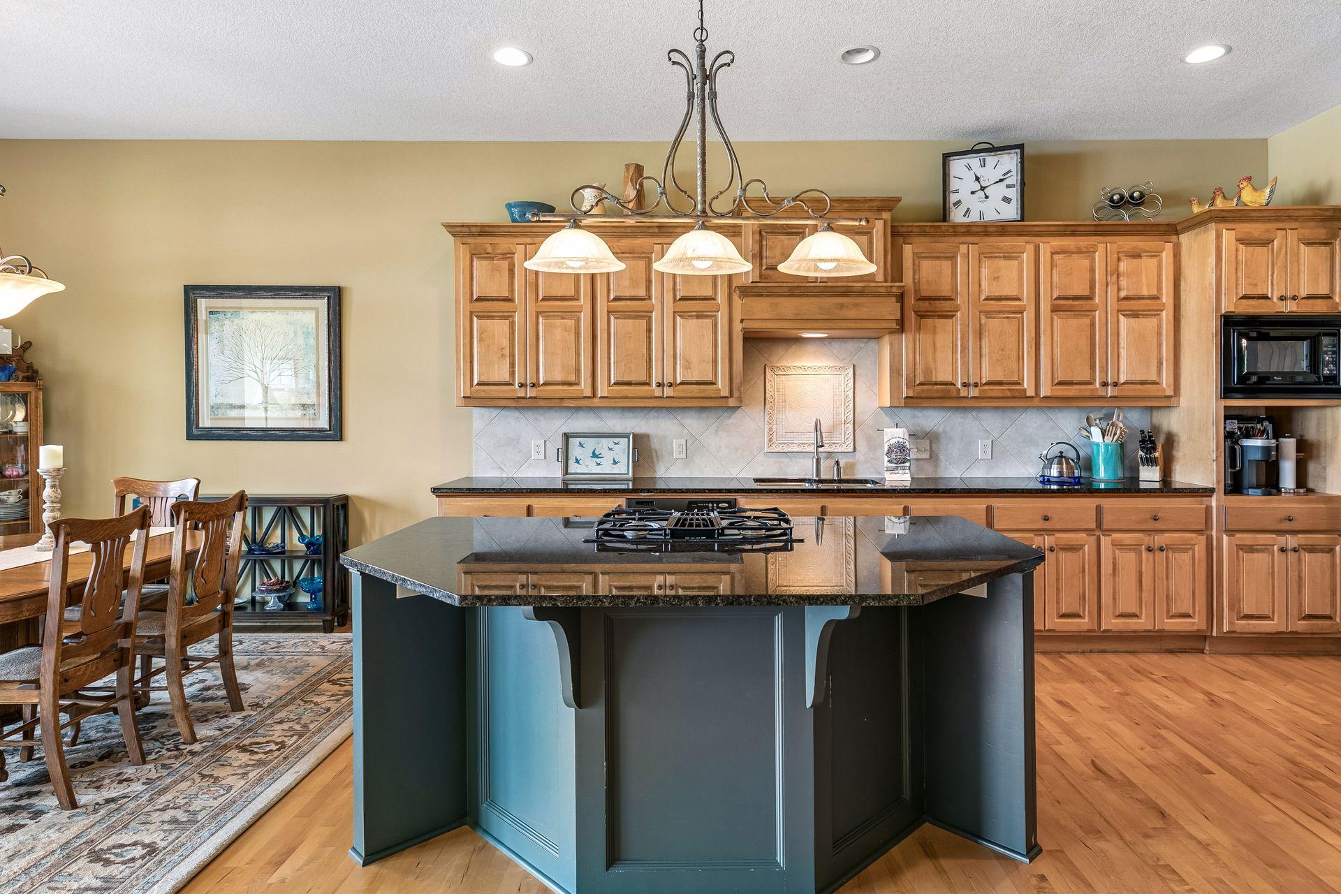 10102 Indigo Drive Property Photo 13