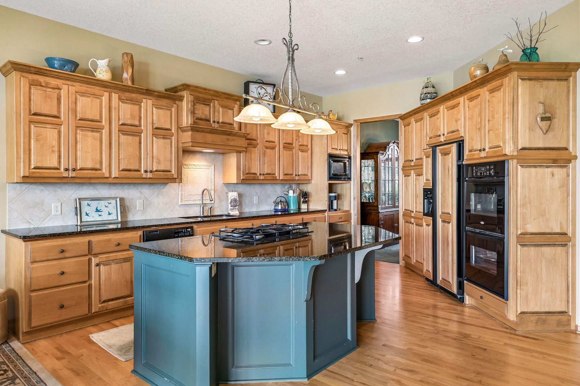 10102 Indigo Drive Property Photo 14