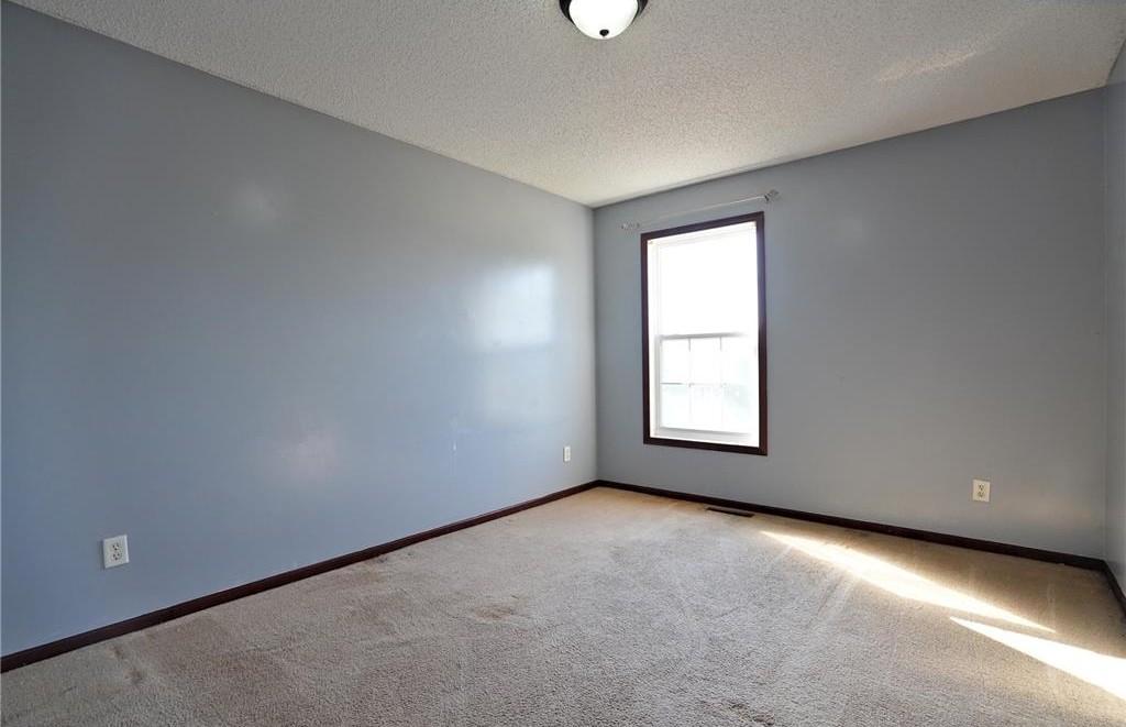514 Huset Parkway Ne Property Photo 12