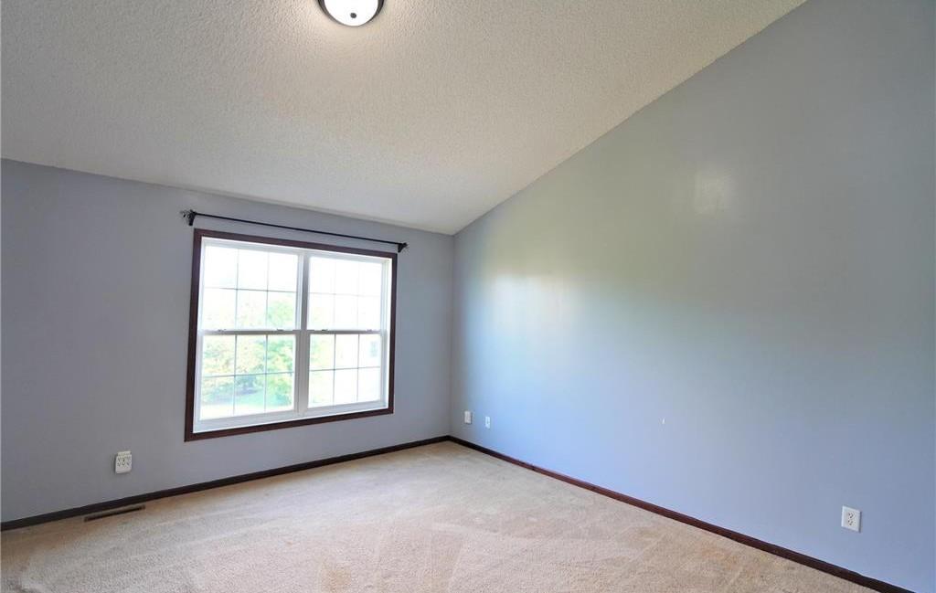 514 Huset Parkway Ne Property Photo 15