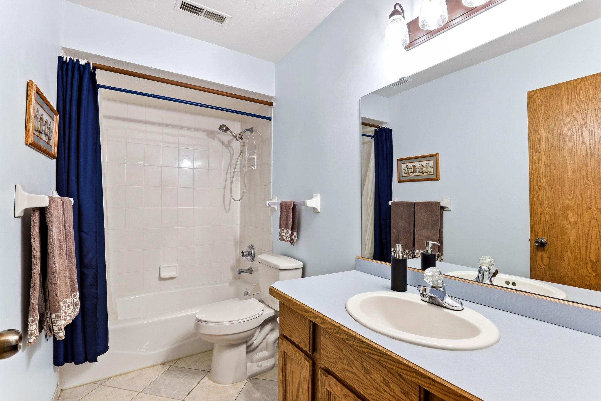 821 Ivy Lane Property Photo 18