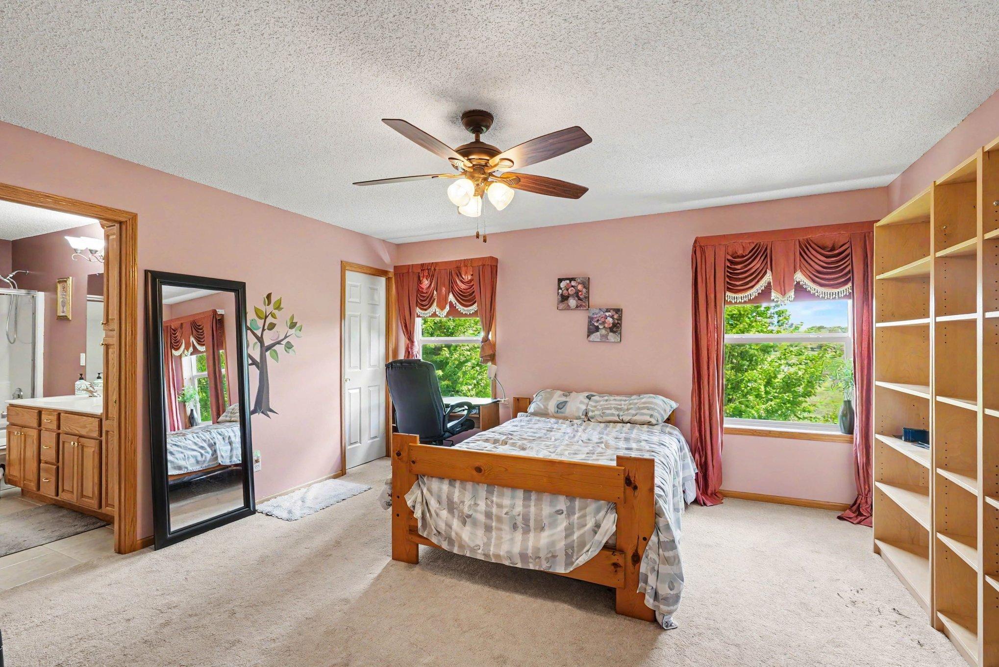 6452 Pheasant Hills Drive Property Photo 15