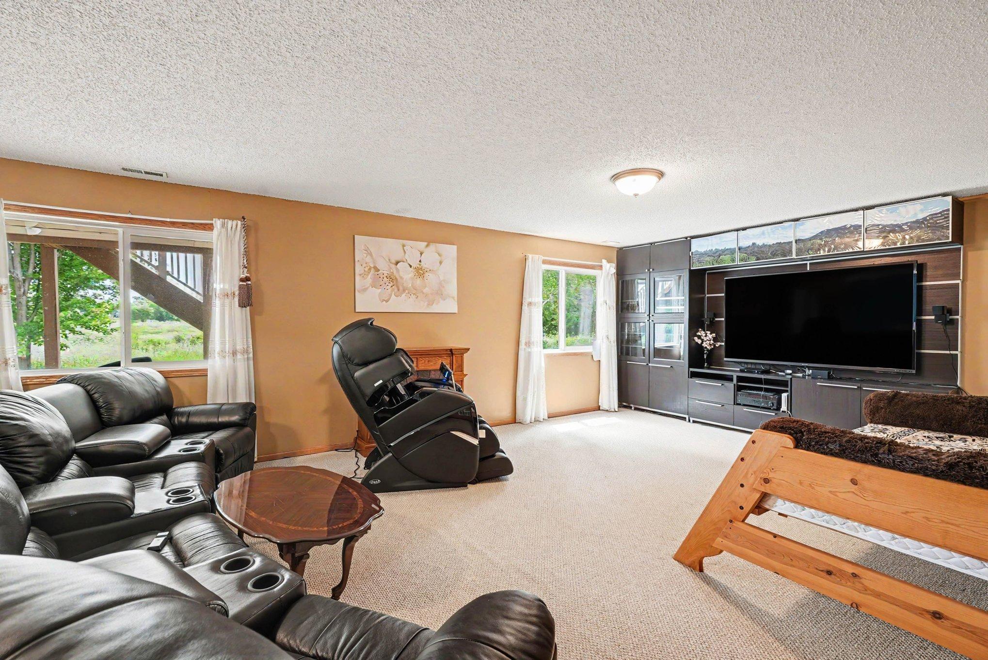 6452 Pheasant Hills Drive Property Photo 21