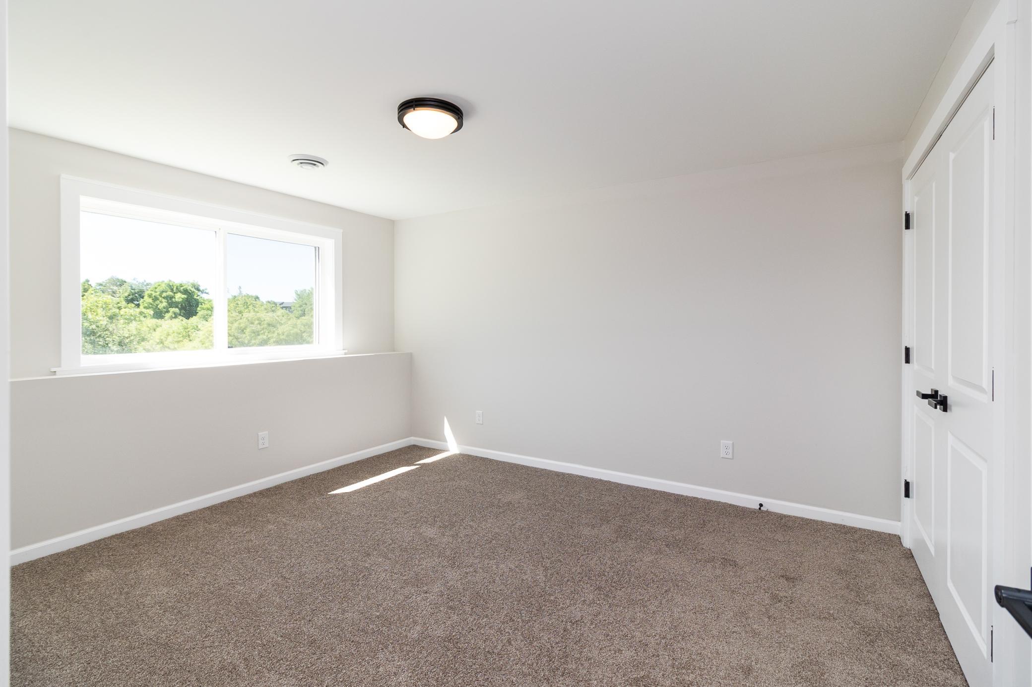 100 Schwinghammer Drive Property Photo 32
