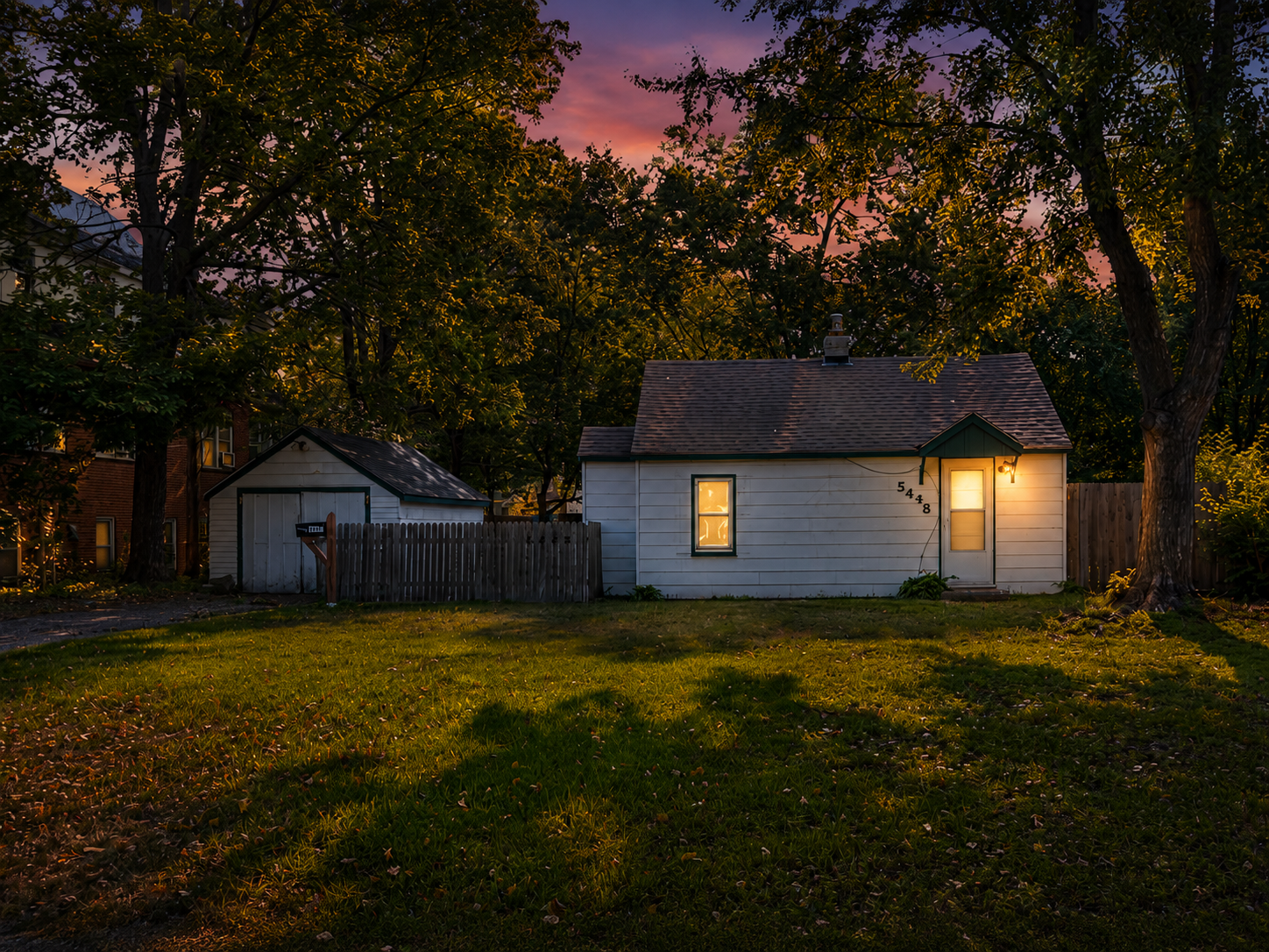 5448 Dupont Avenue N Property Photo 1