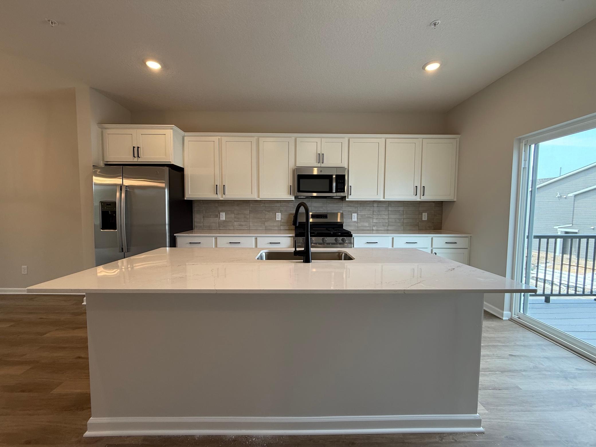 13624 Willow Drive Property Photo 1