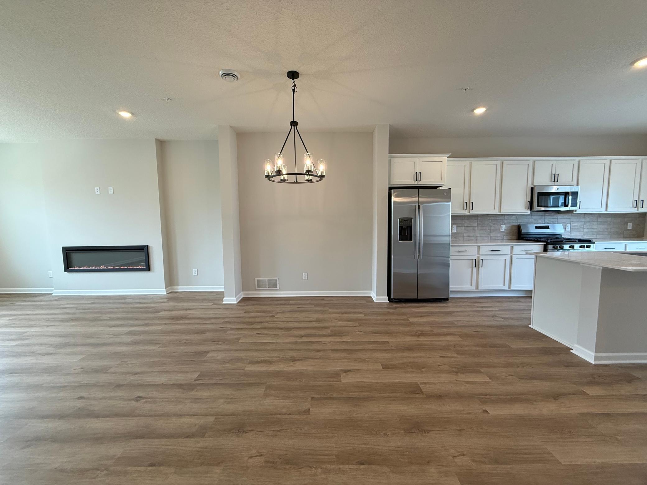 13624 Willow Drive Property Photo 2