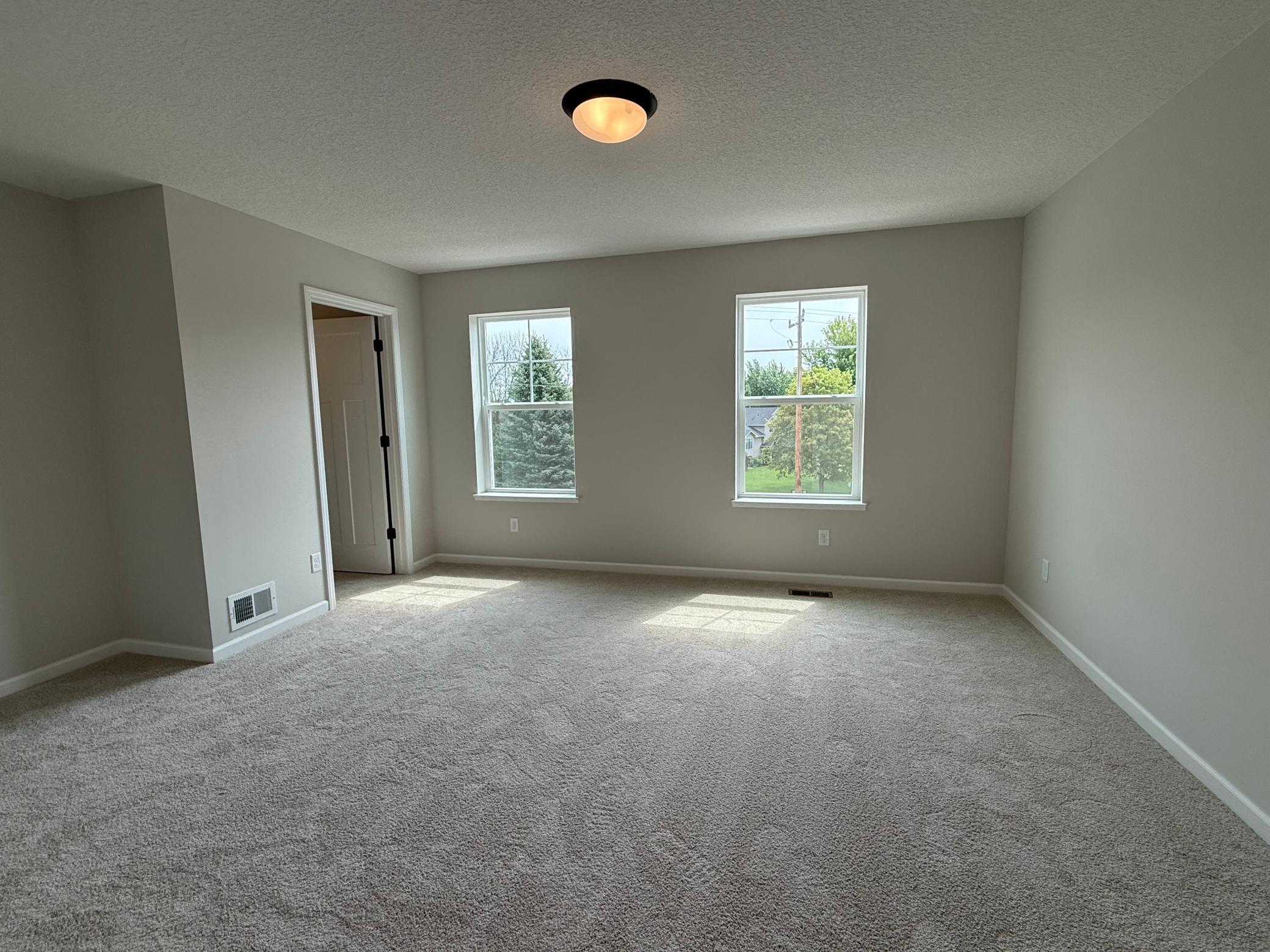 13624 Willow Drive Property Photo 7