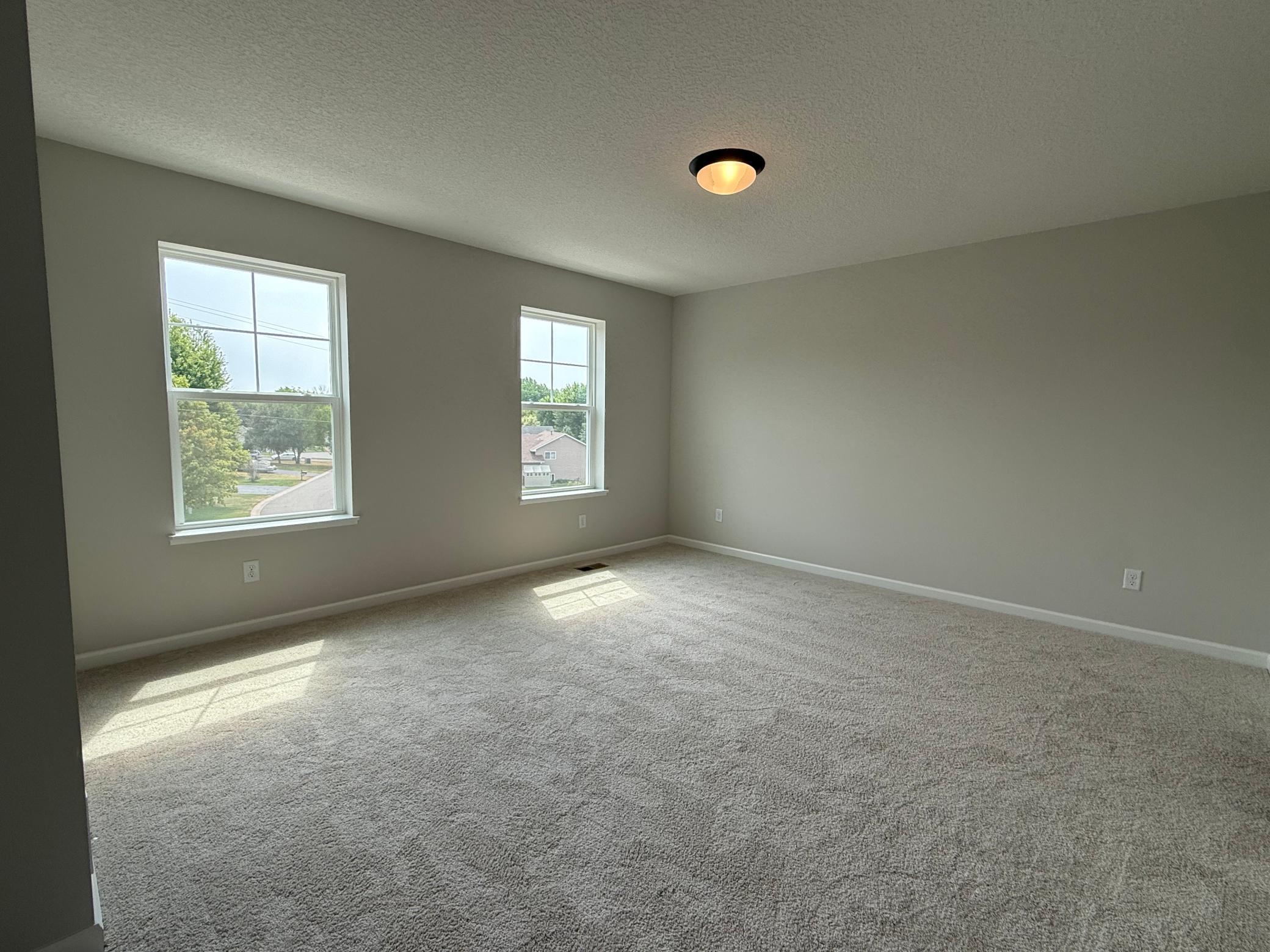 13624 Willow Drive Property Photo 8