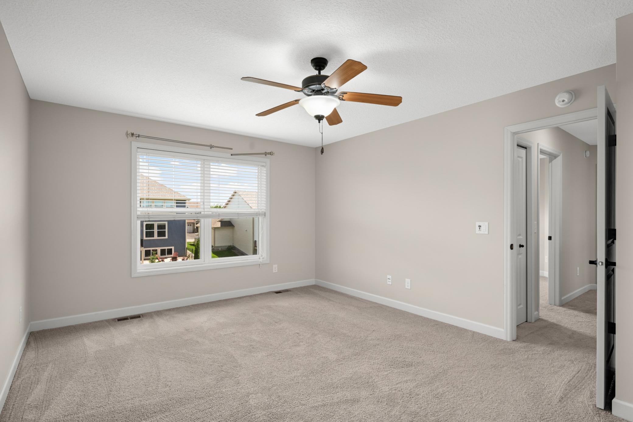 19250 Indora Trail Property Photo 11