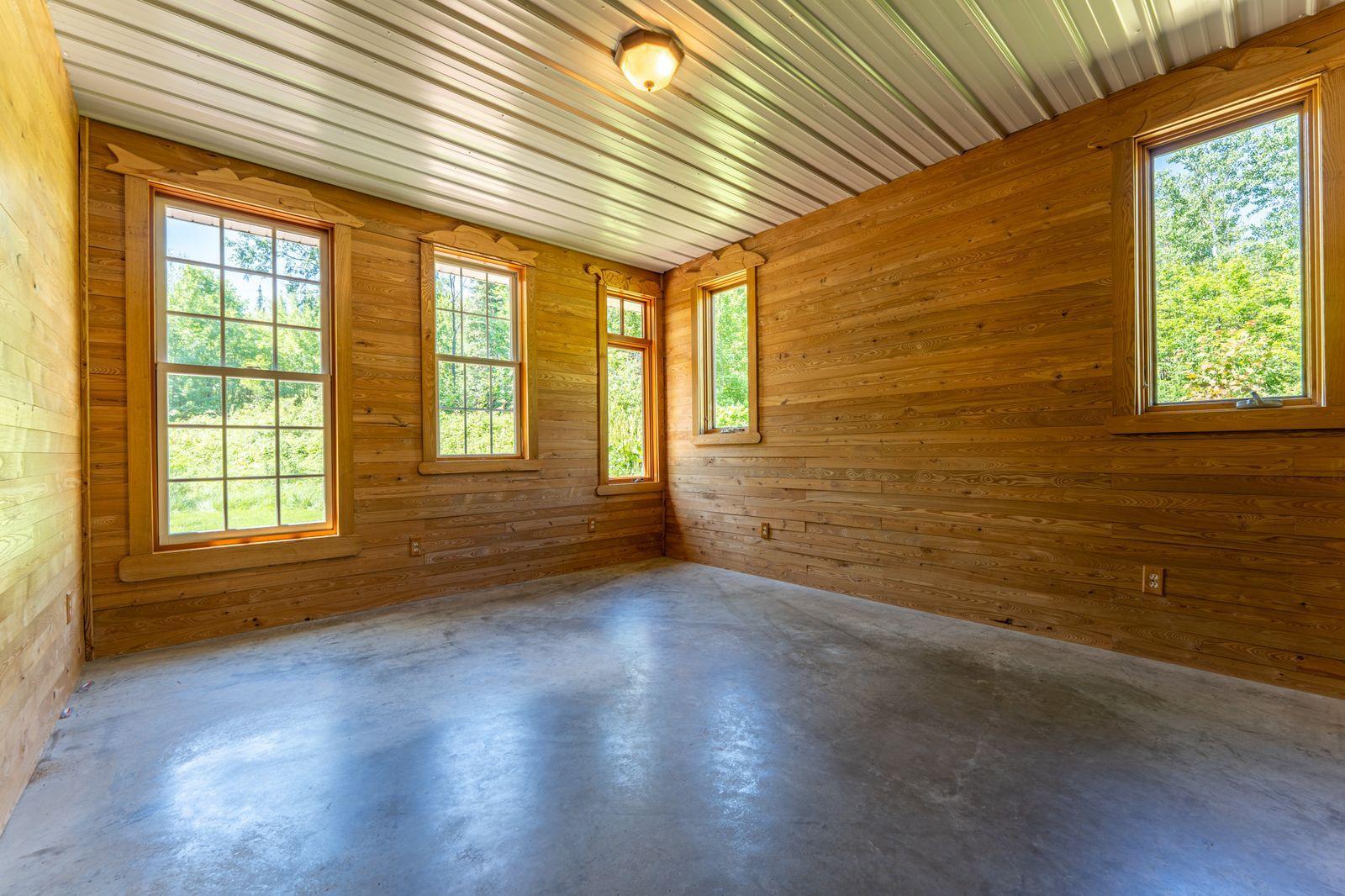 9374 Alango Road Property Photo 14