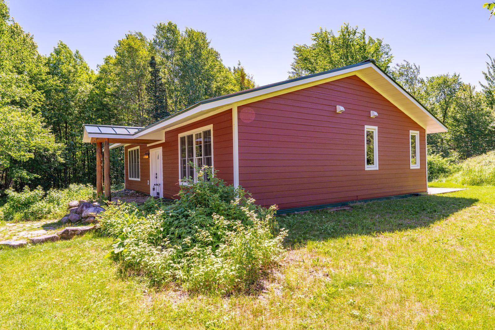 9374 Alango Road Property Photo 20
