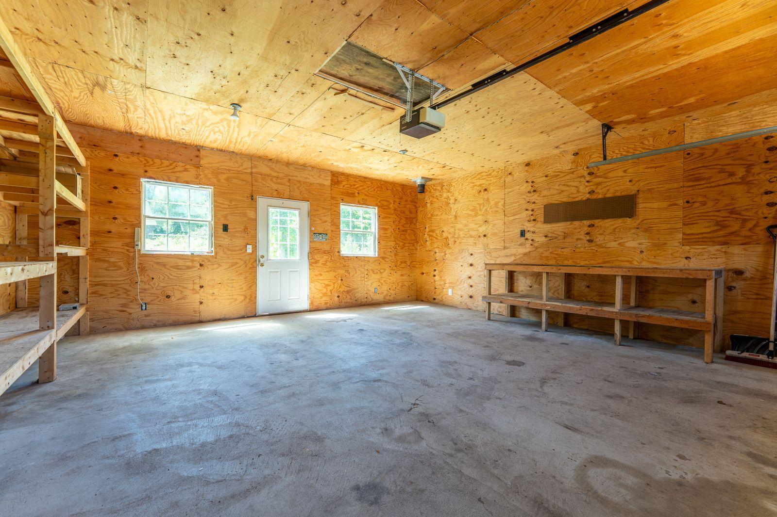 9374 Alango Road Property Photo 30