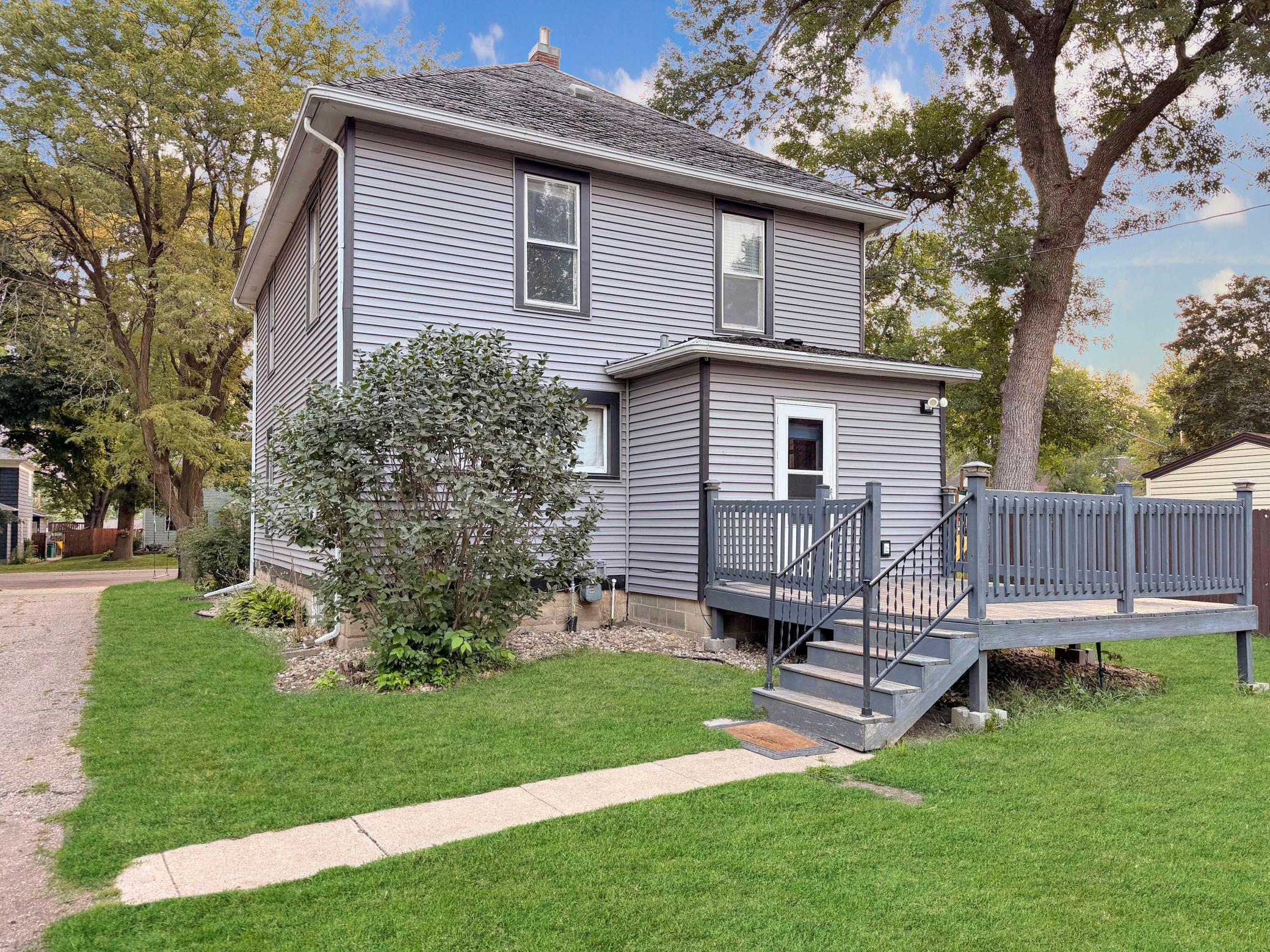 313 Hollett Street Property Photo 3