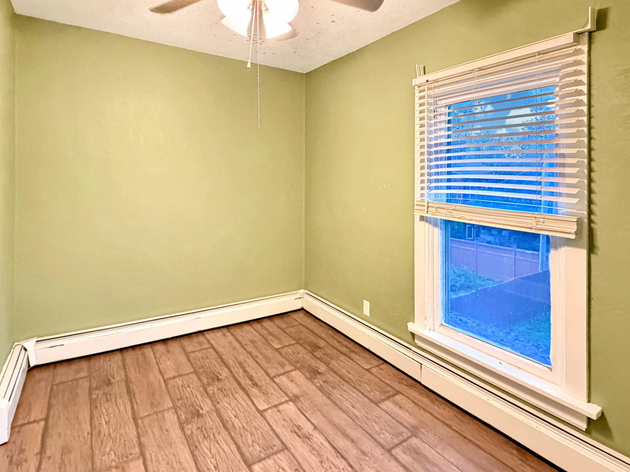 313 Hollett Street Property Photo 21