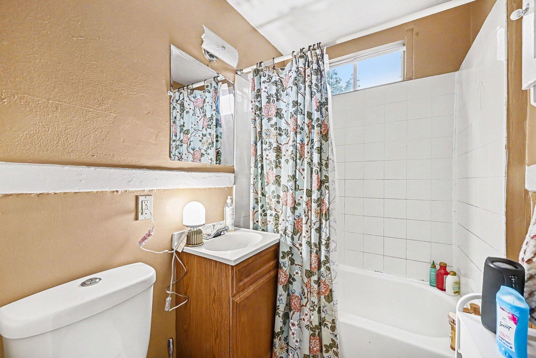 956 Juno Avenue Property Photo 15