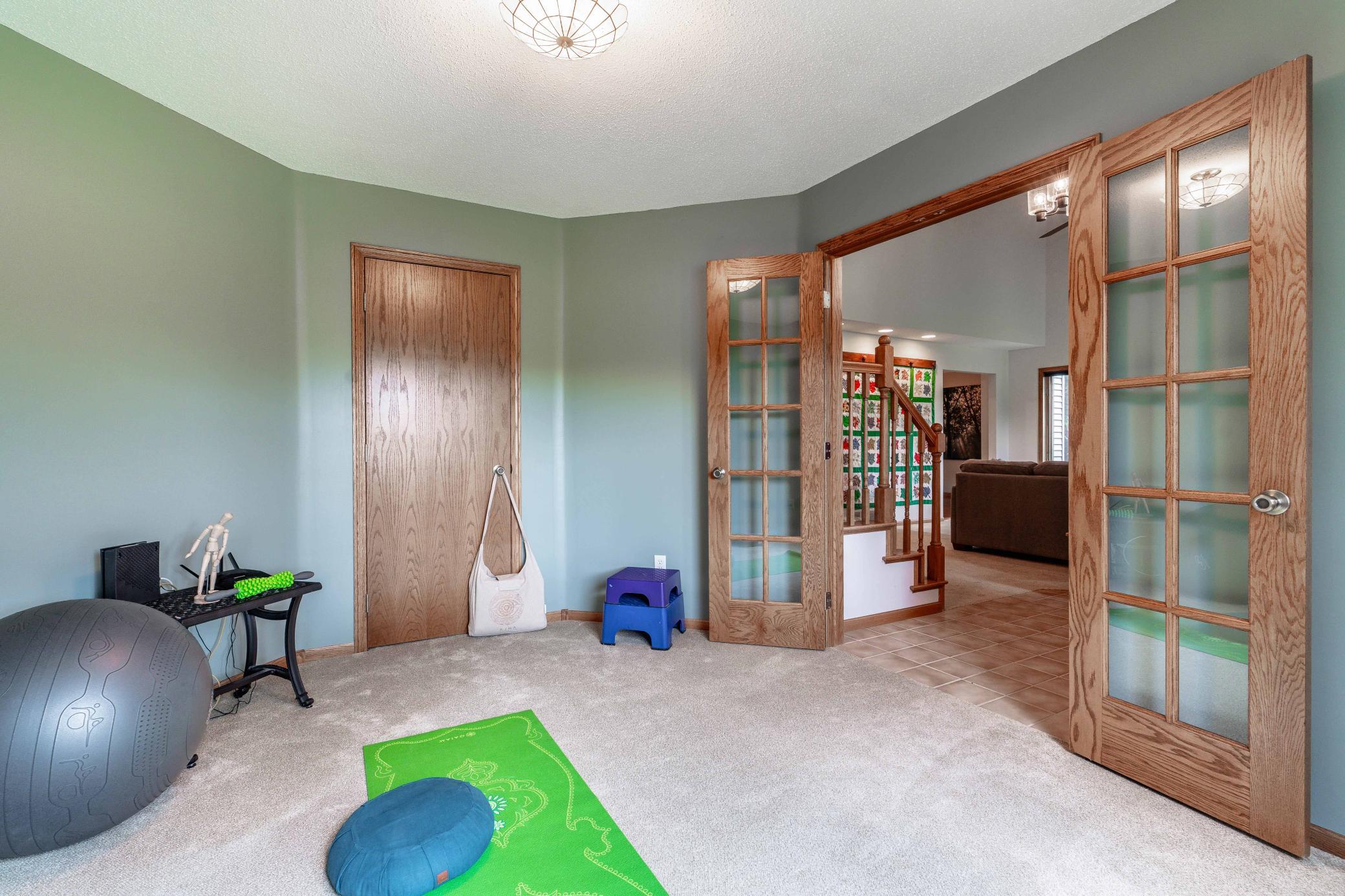 1098 Westside Drive Property Photo 33