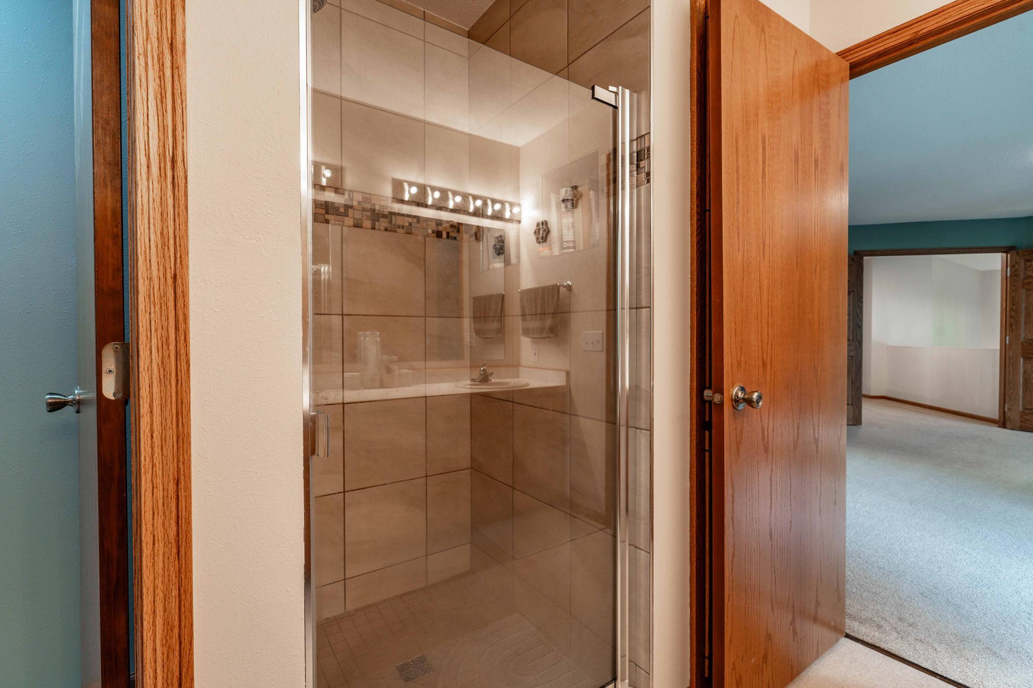1098 Westside Drive Property Photo 43
