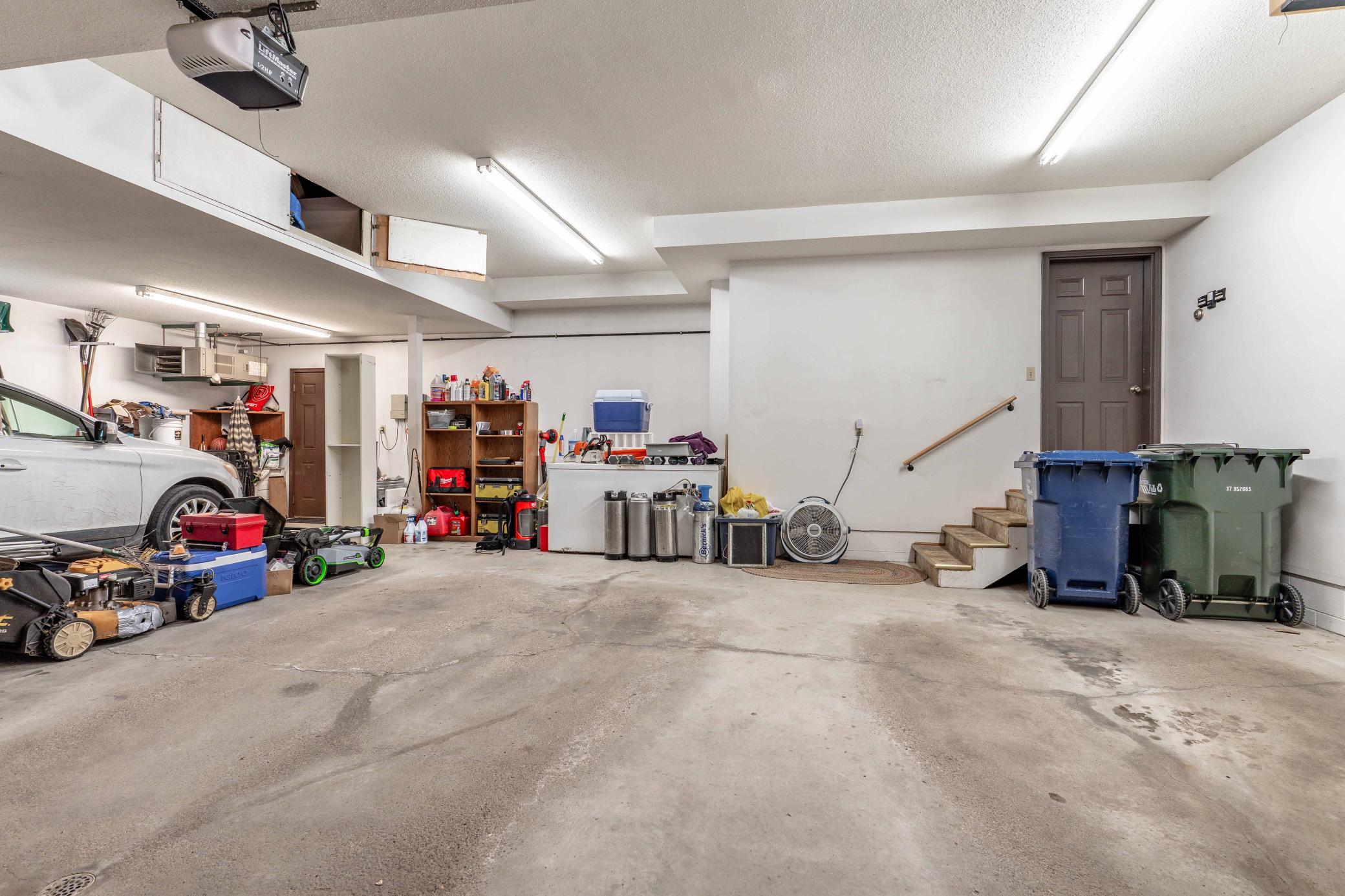 1098 Westside Drive Property Photo 67