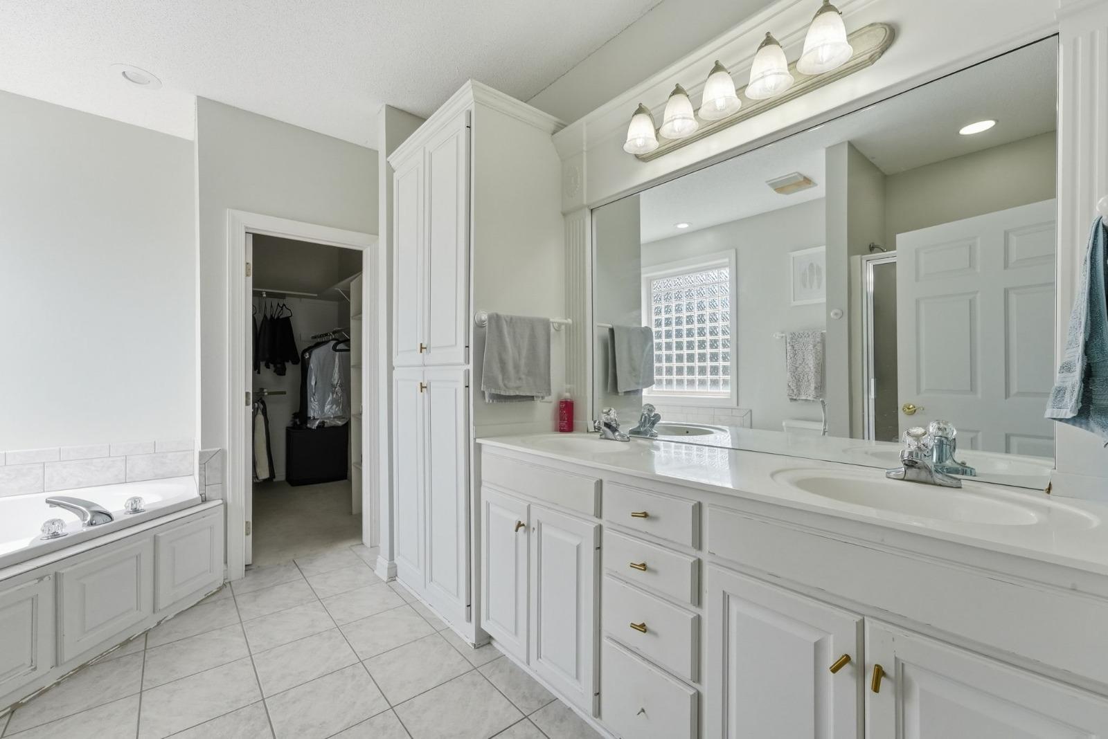 1609 Highland Trail Property Photo 11