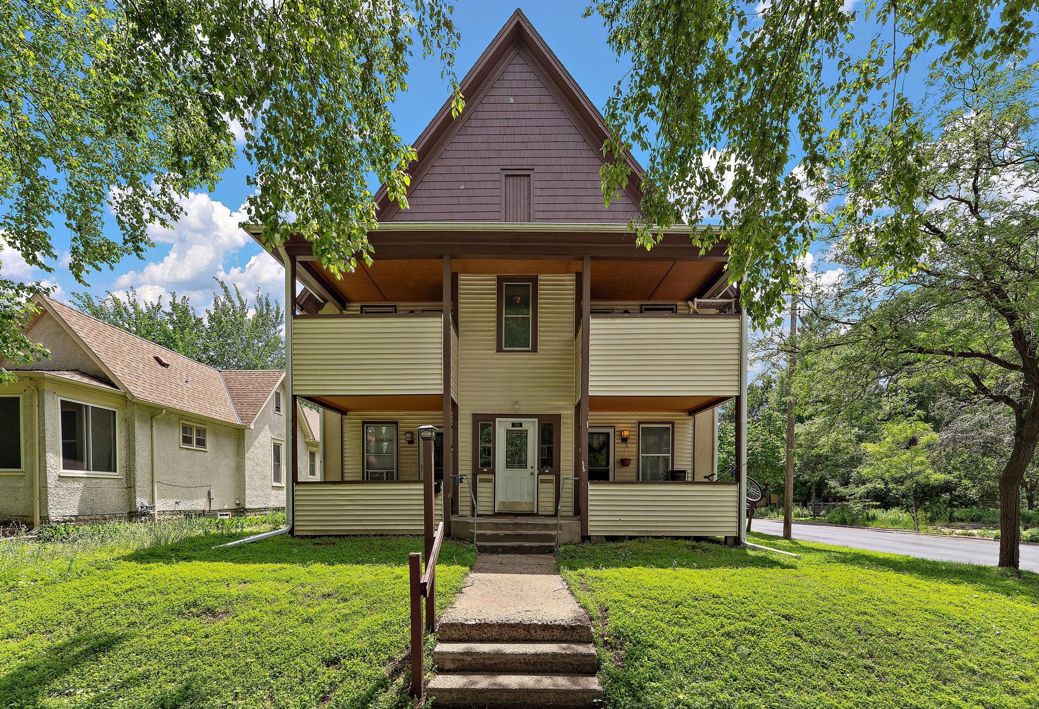 3101 E 24th Street Property Photo 1