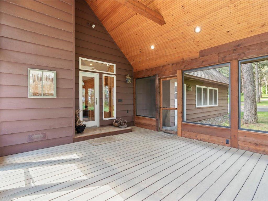 17269 Cattail Drive Property Photo 10