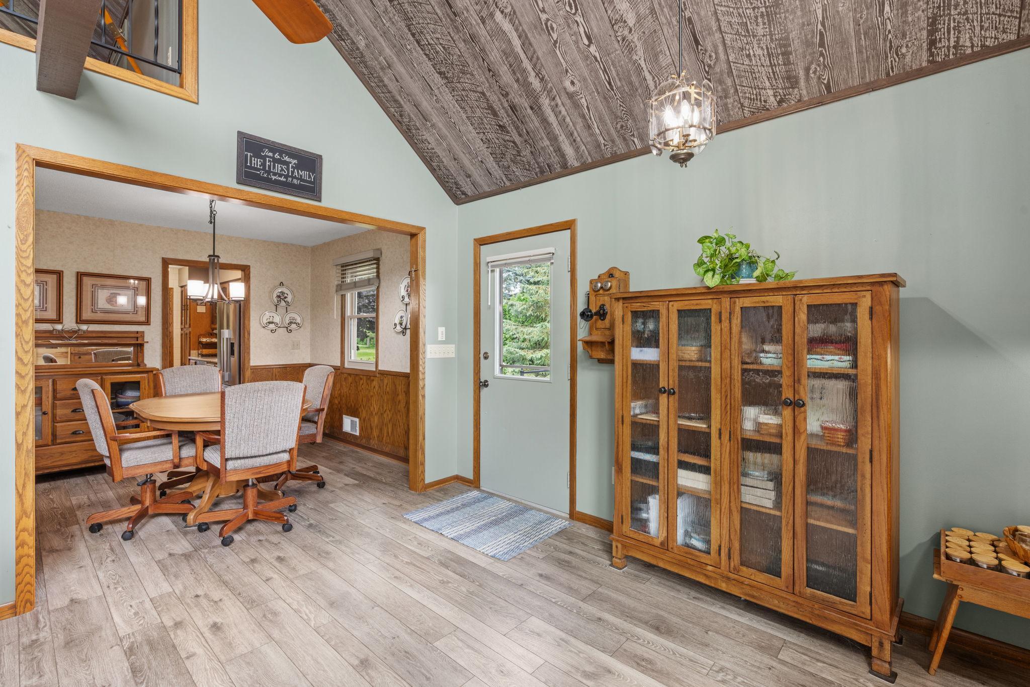 1505 N High Street Property Photo 8