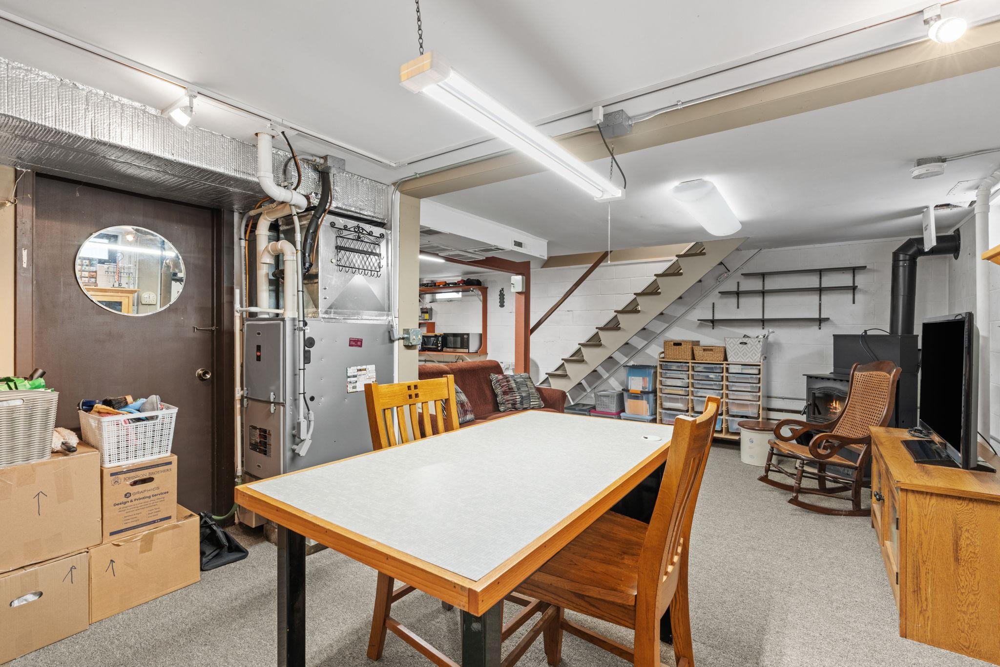 1505 N High Street Property Photo 23
