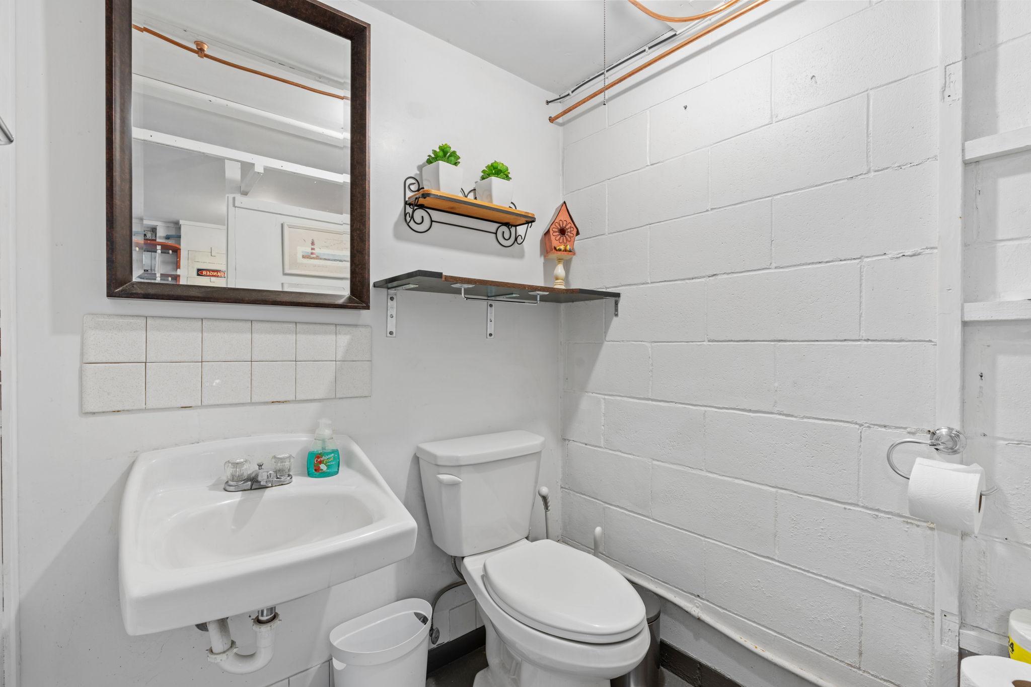 1505 N High Street Property Photo 26