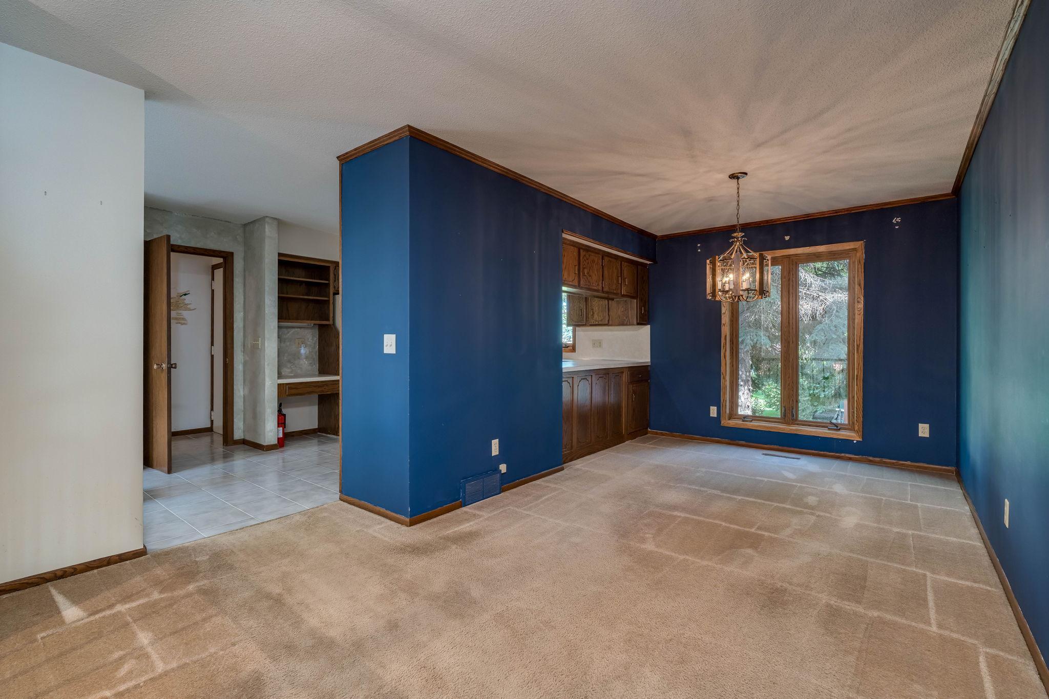 7044 Da Mar Estate Property Photo 6