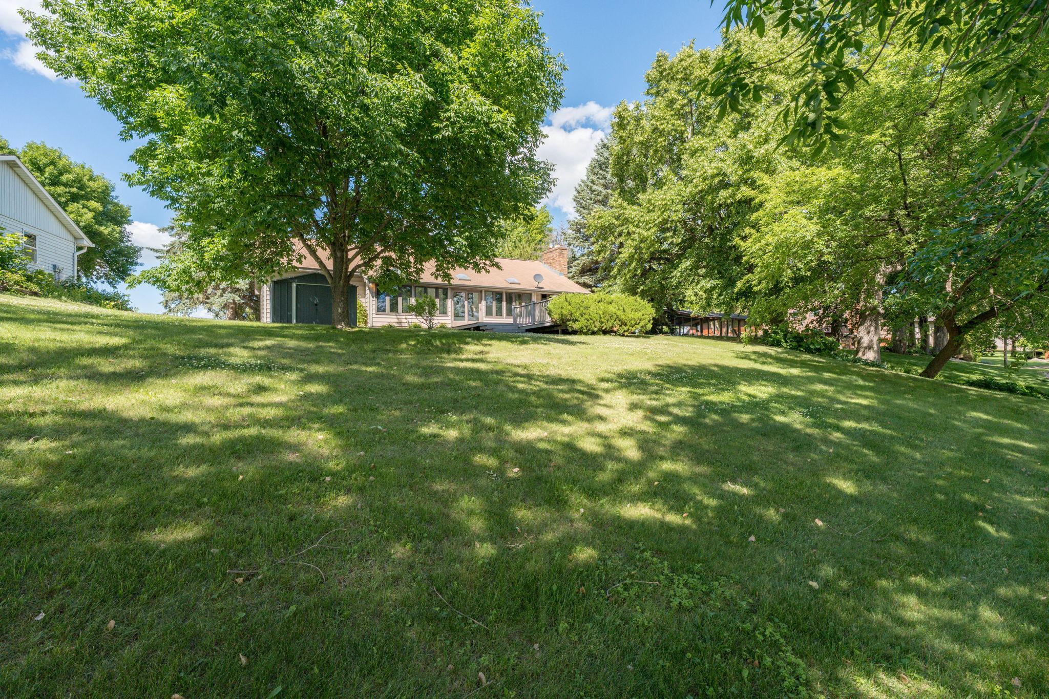 7044 Da Mar Estate Property Photo 33