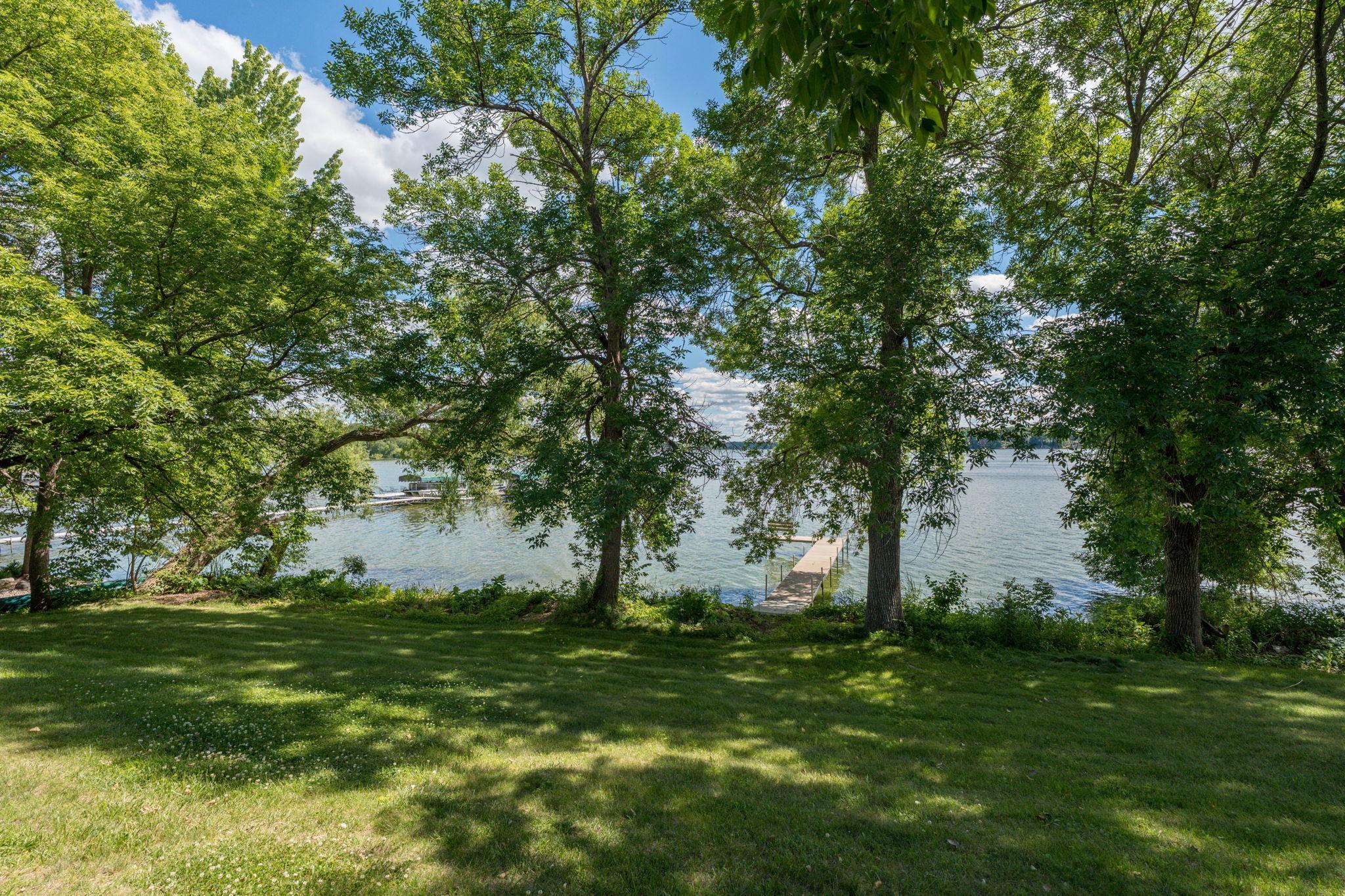 7044 Da Mar Estate Property Photo 37