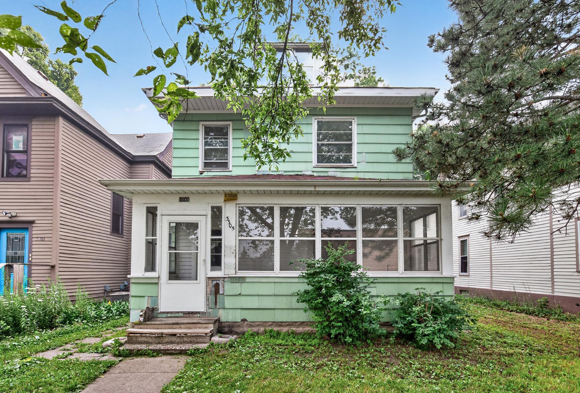 3305 Elliot Avenue Property Photo 2