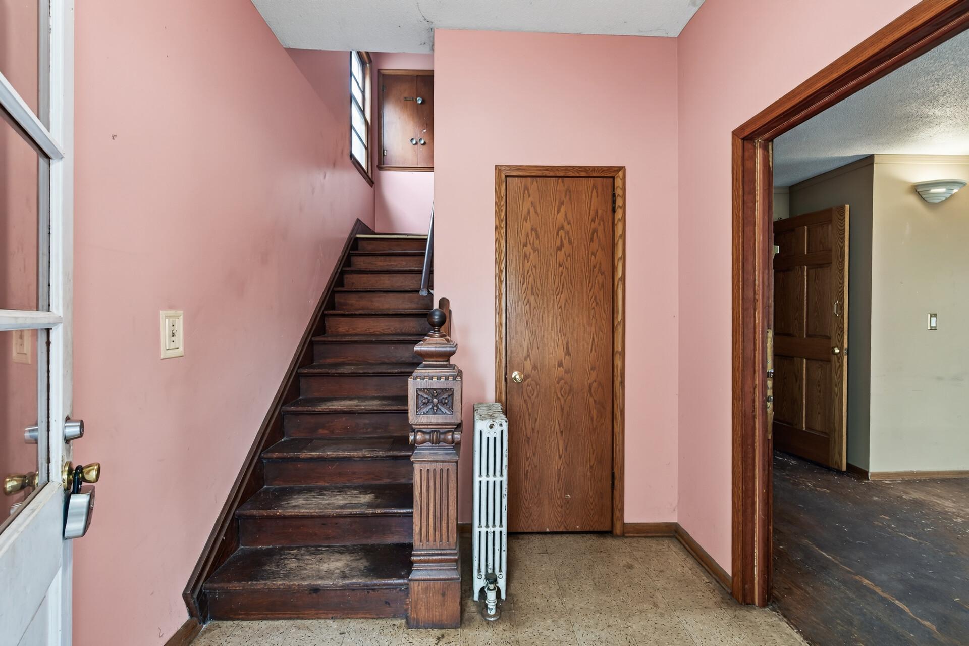 3305 Elliot Avenue Property Photo 5