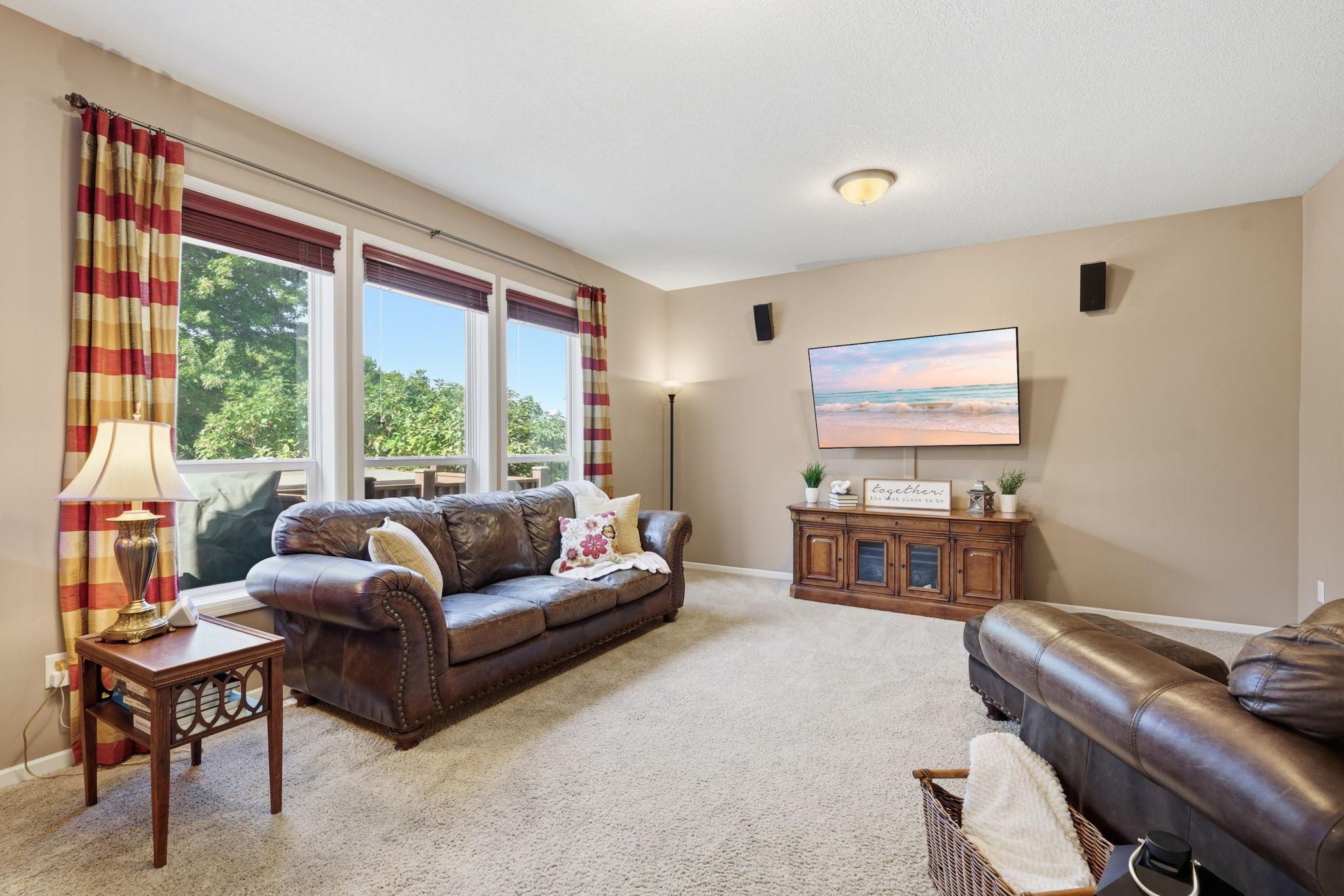 3985 Games Drive Property Photo 11