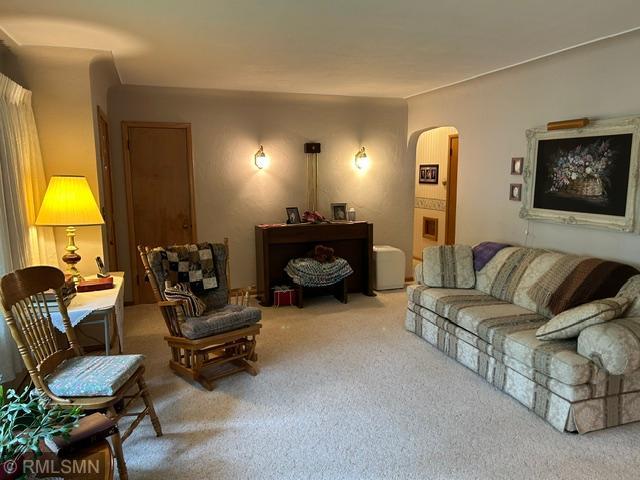 507 Birch Street E Property Photo 17