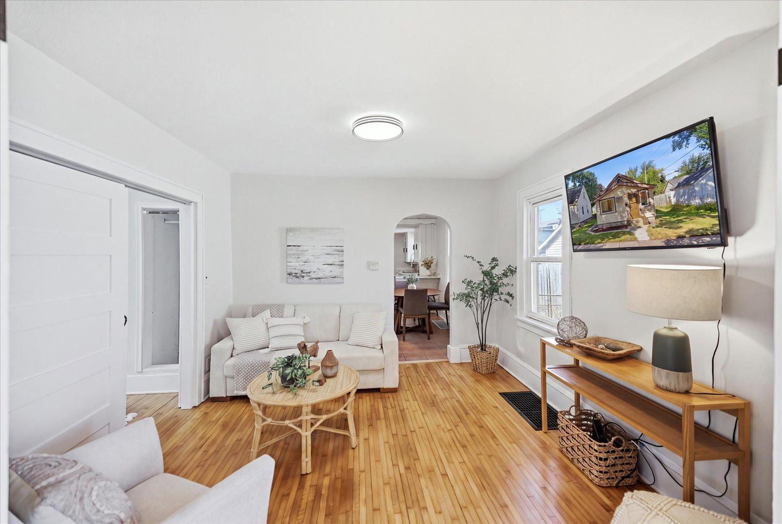 1015 Kruse Street Property Photo 1