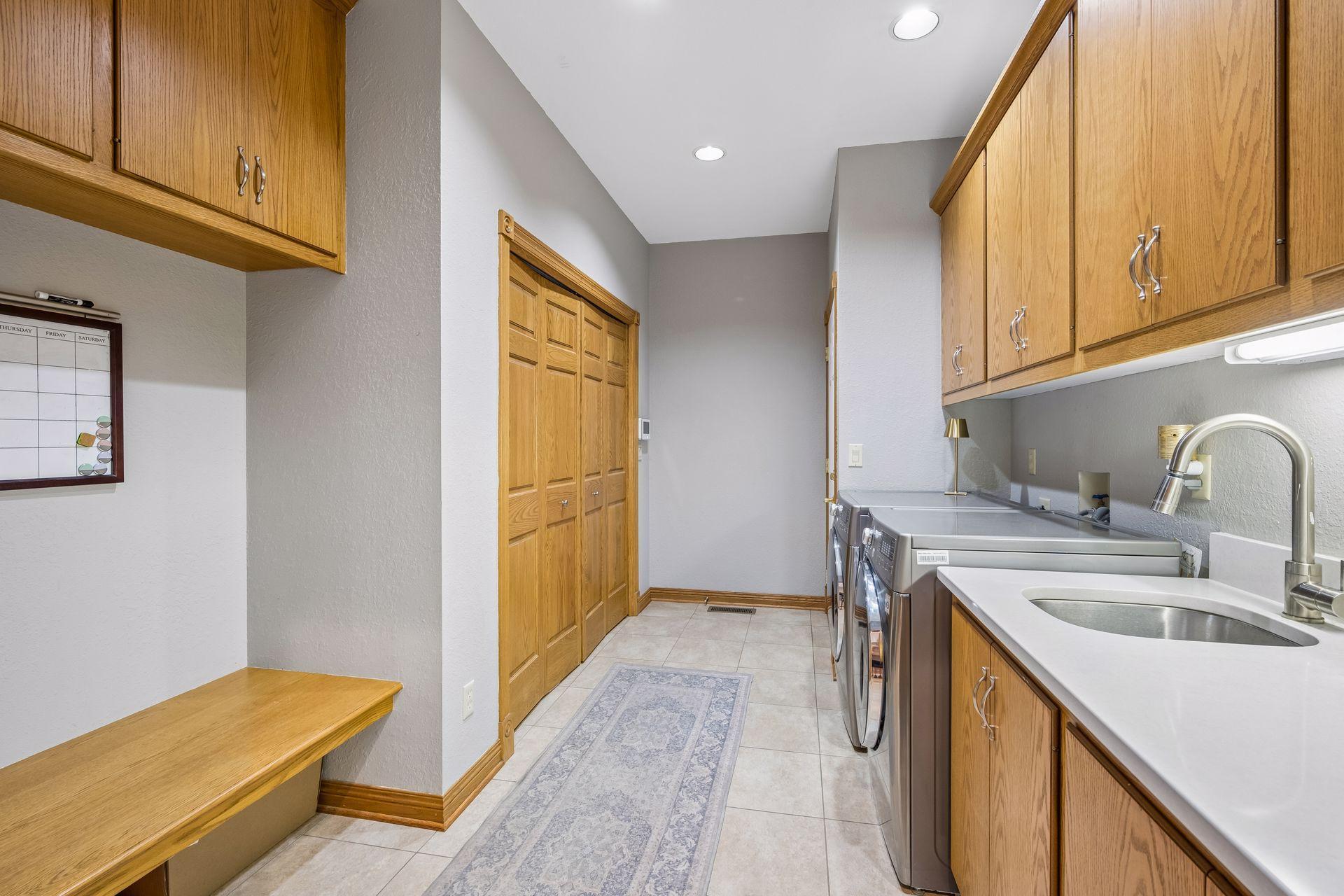 2510 Hamlin Avenue Ne Property Photo 42