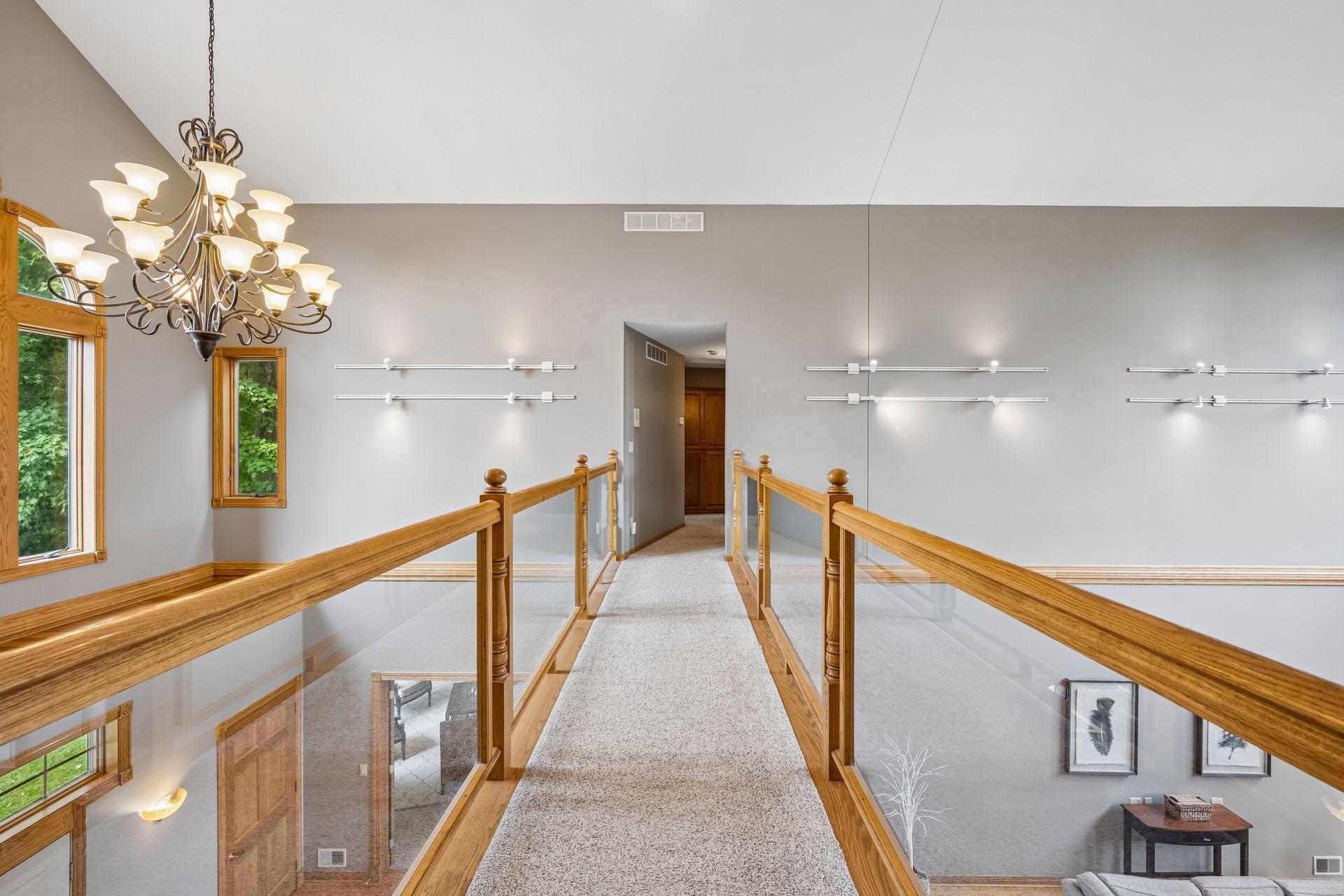 2510 Hamlin Avenue Ne Property Photo 43