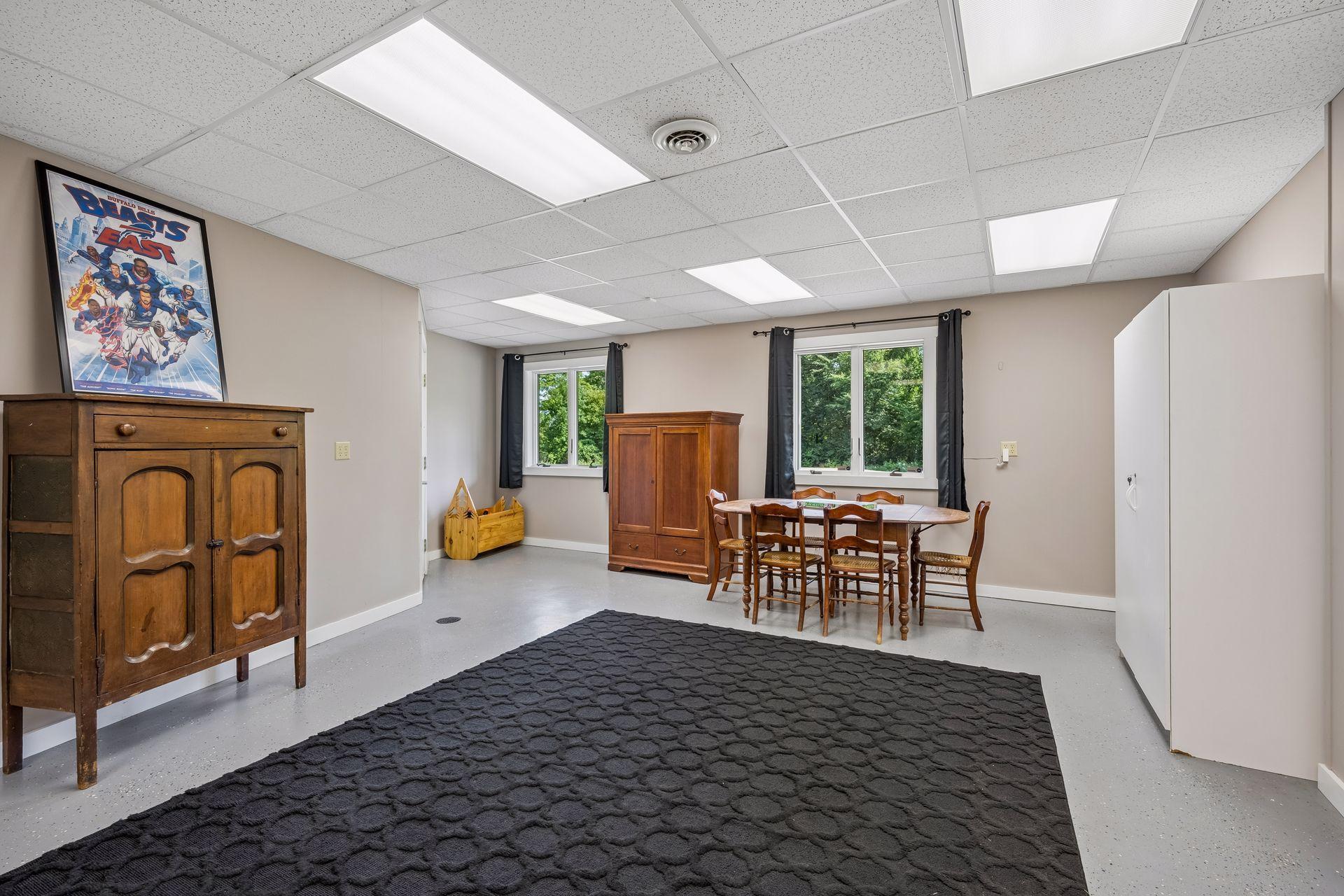 2510 Hamlin Avenue Ne Property Photo 71