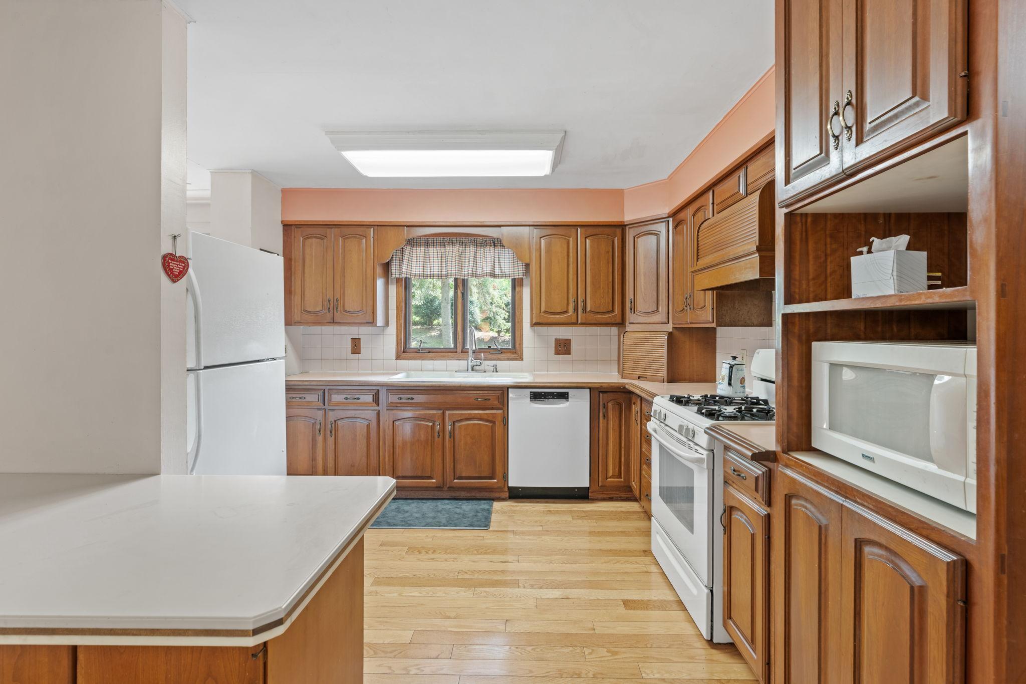 6041 Sumter Place N Property Photo 20