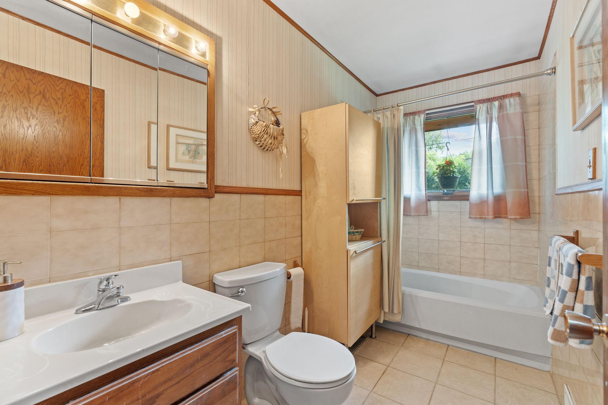 6041 Sumter Place N Property Photo 38