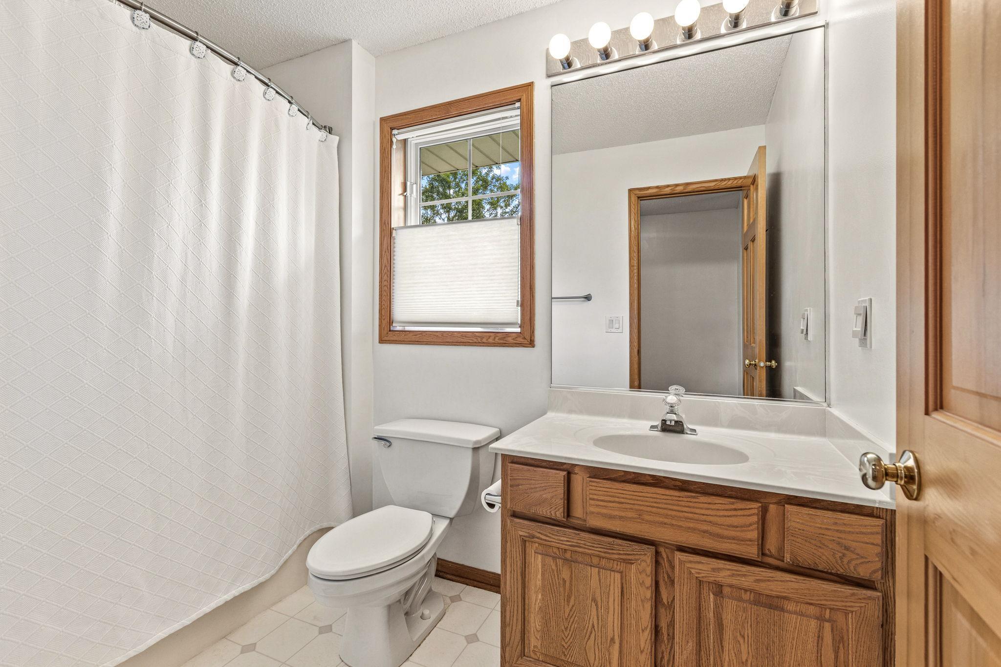 13024 Garrett Lane Property Photo 36
