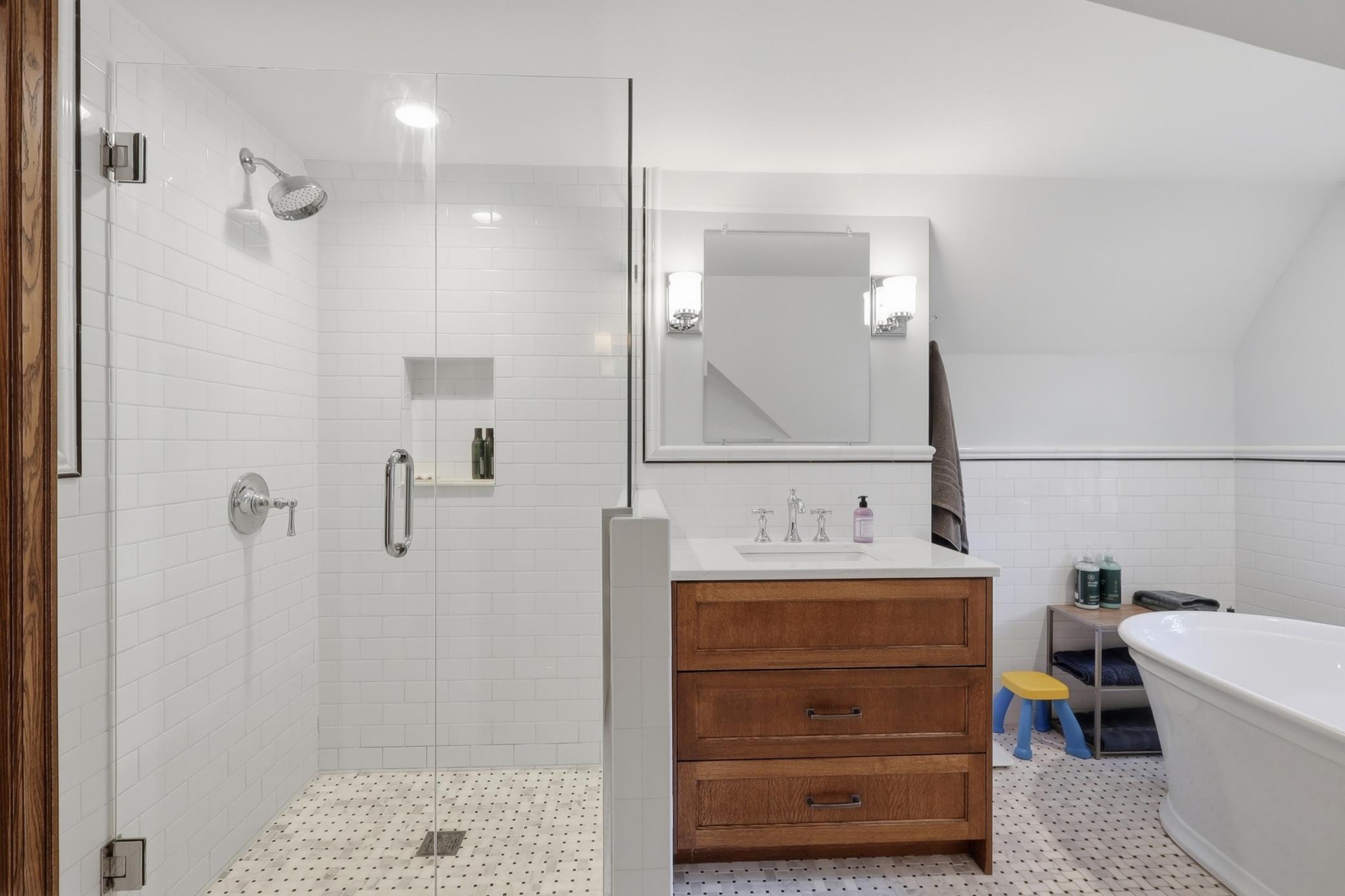 5600 Dupont Avenue S Property Photo 25