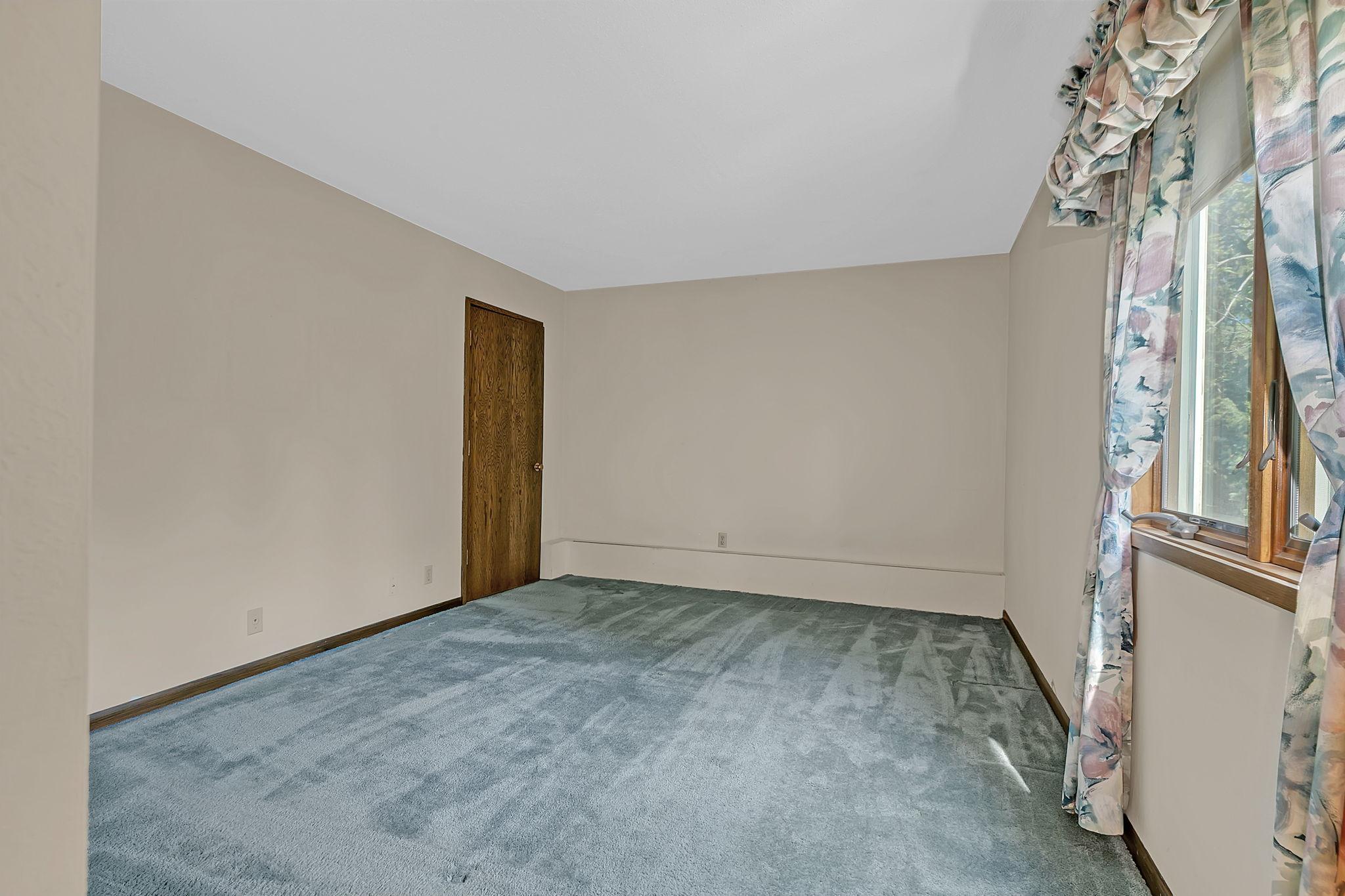 230 5th Avenue N C5 Property Photo 15