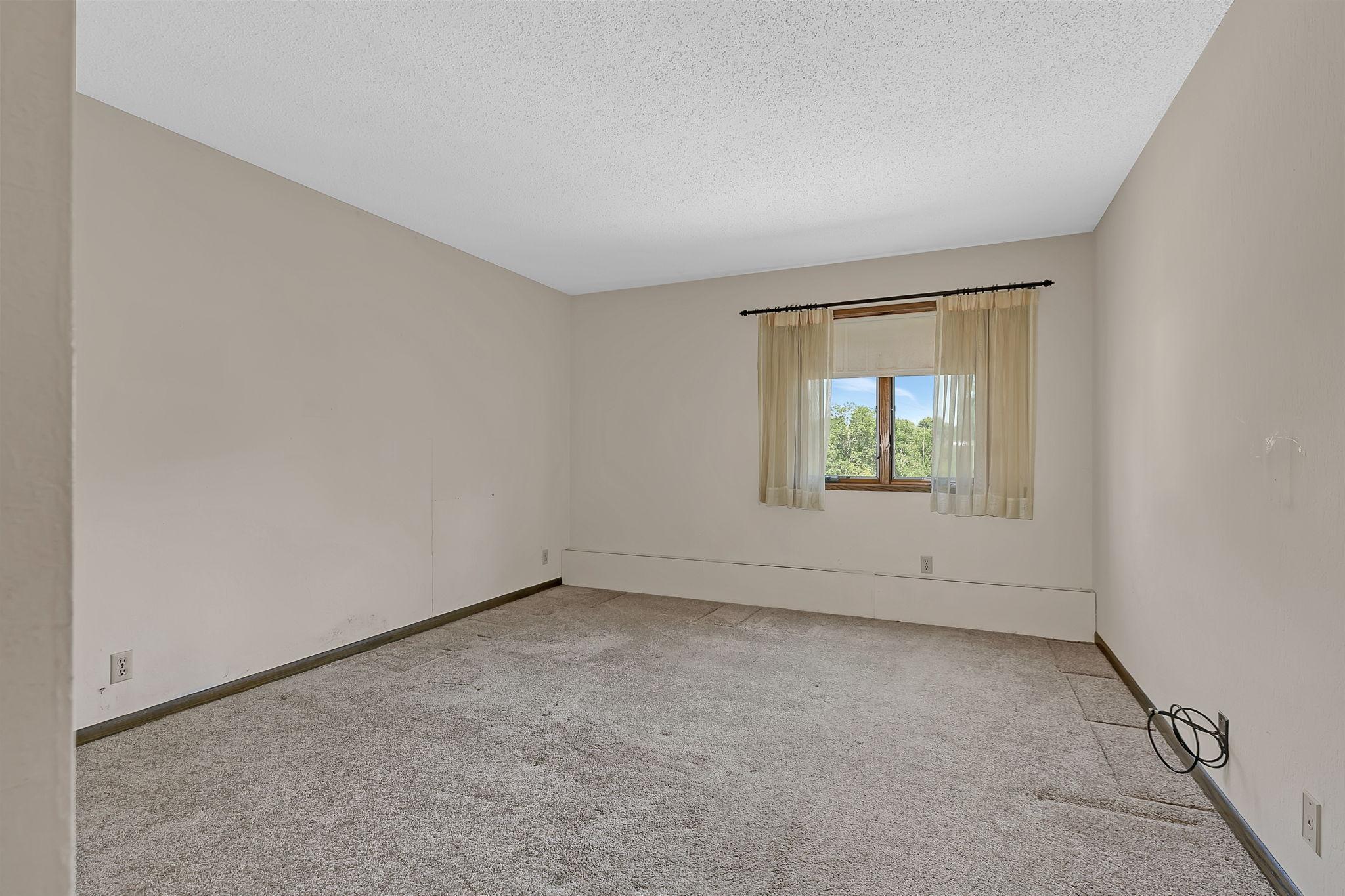 230 5th Avenue N C5 Property Photo 18