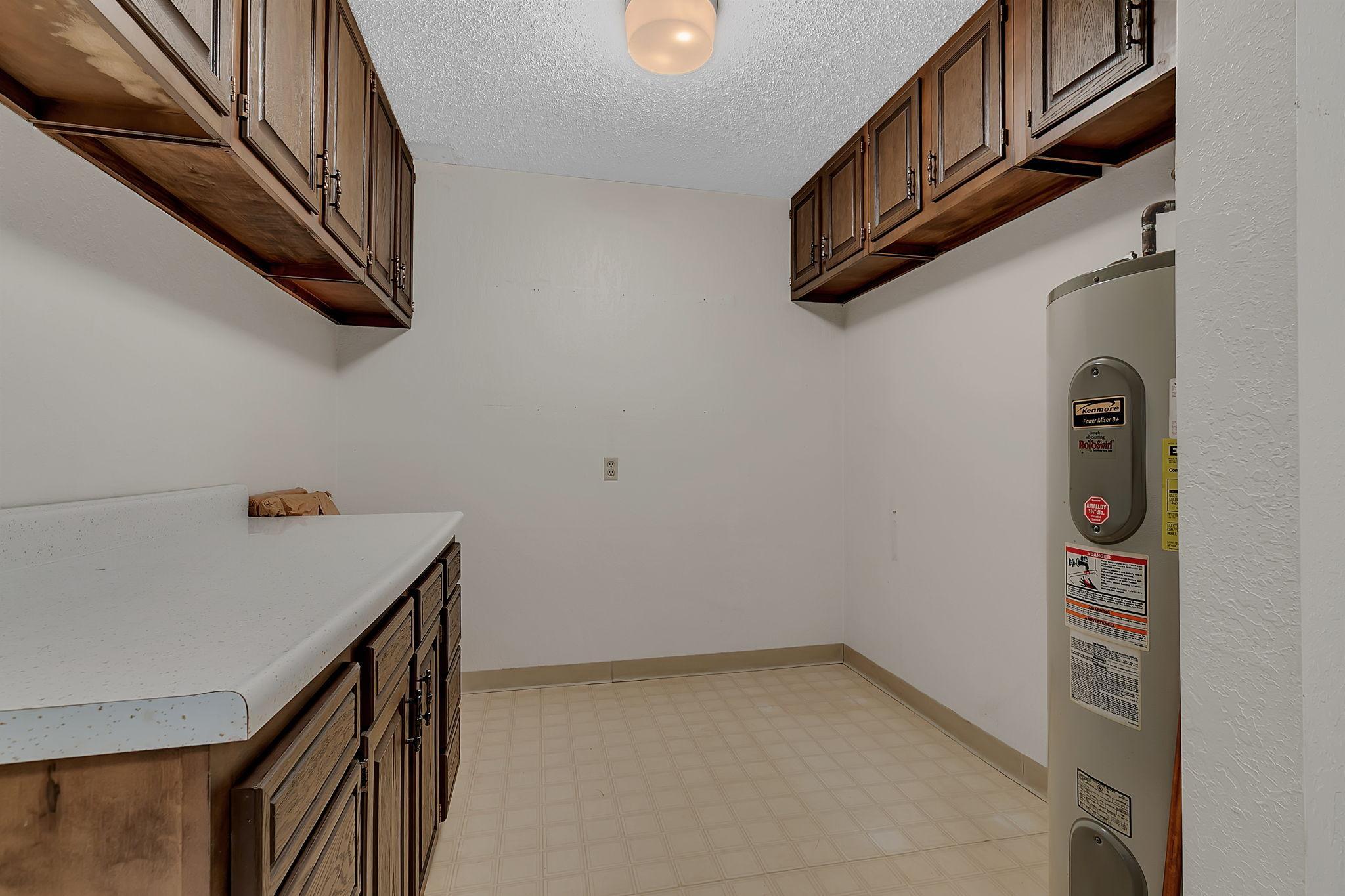 230 5th Avenue N C5 Property Photo 22