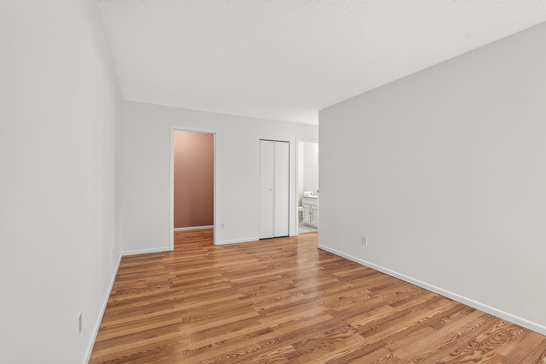 2502 Unity Avenue N Property Photo 19